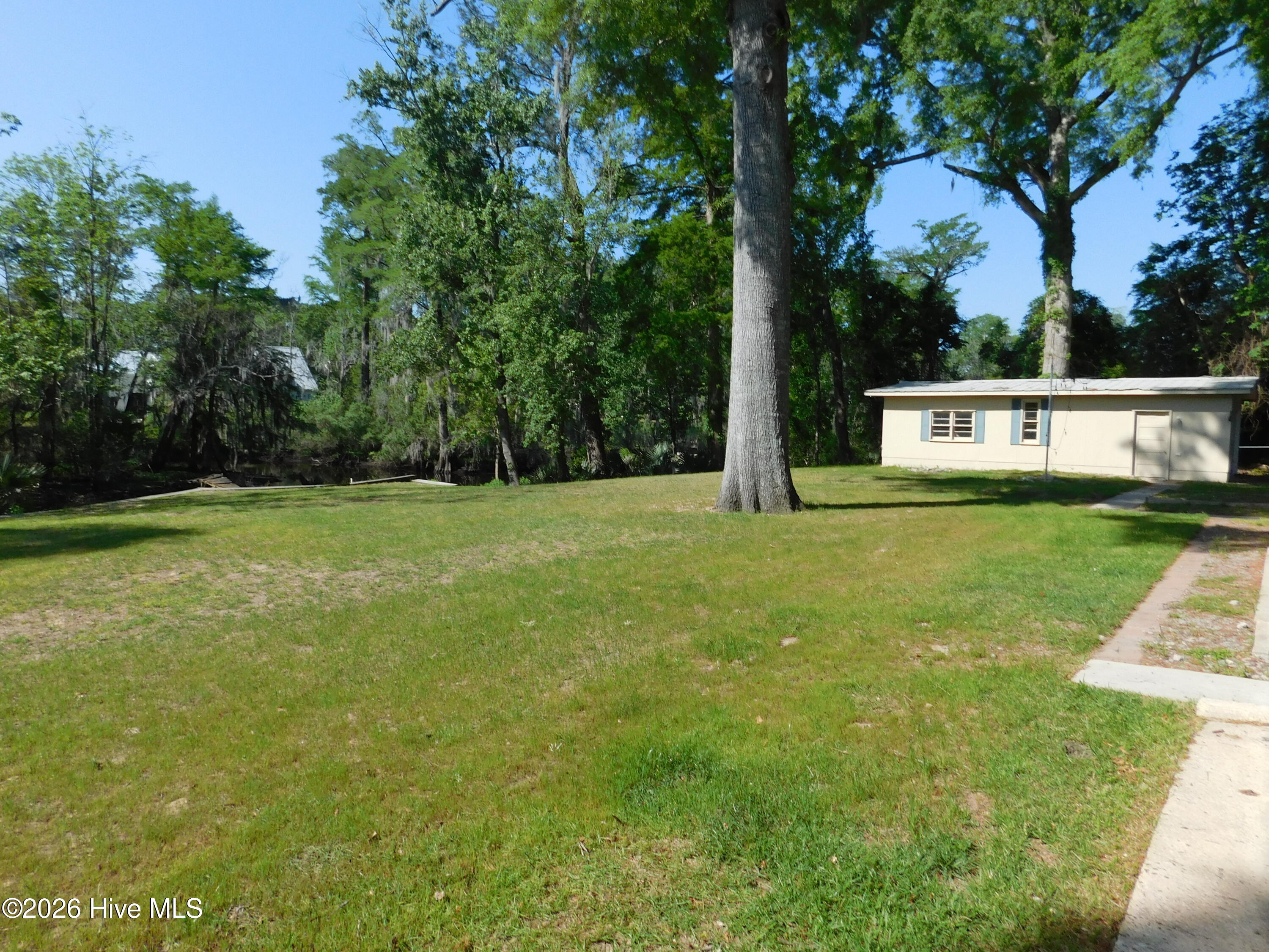 4925 Morton Road Property Photo 6