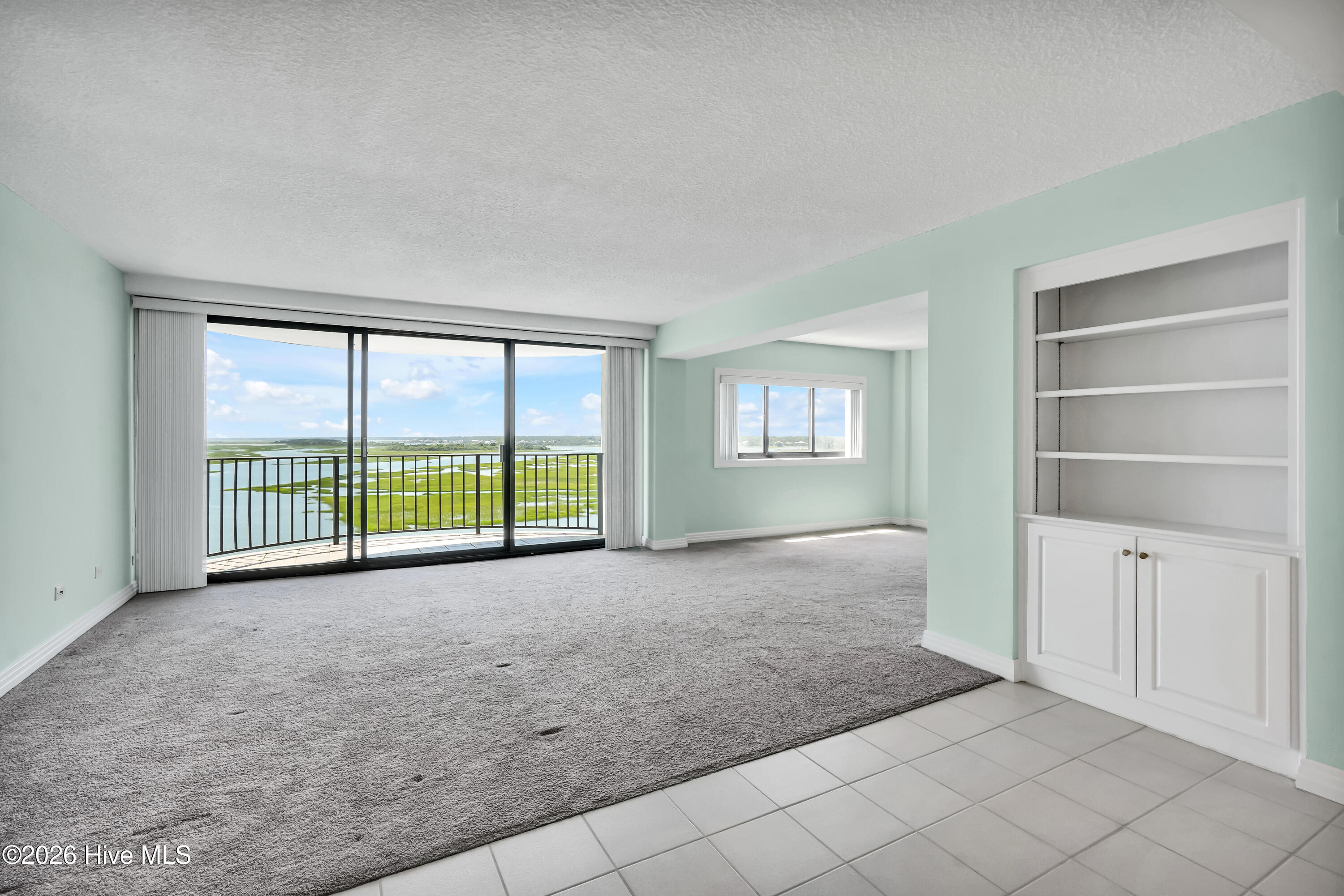 322 Causeway Drive Ste 1107 Property Photo 7