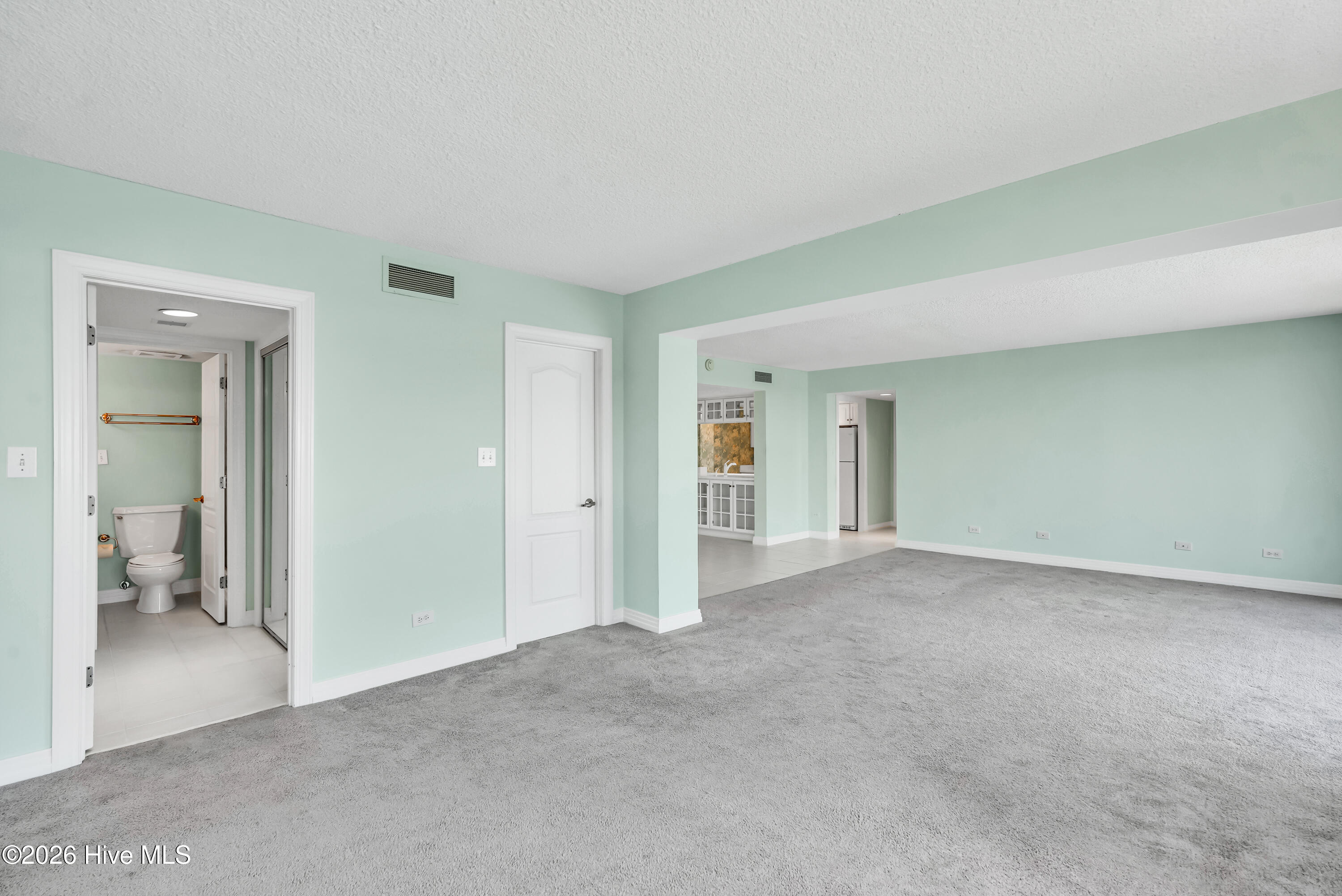 322 Causeway Drive Ste 1107 Property Photo 21