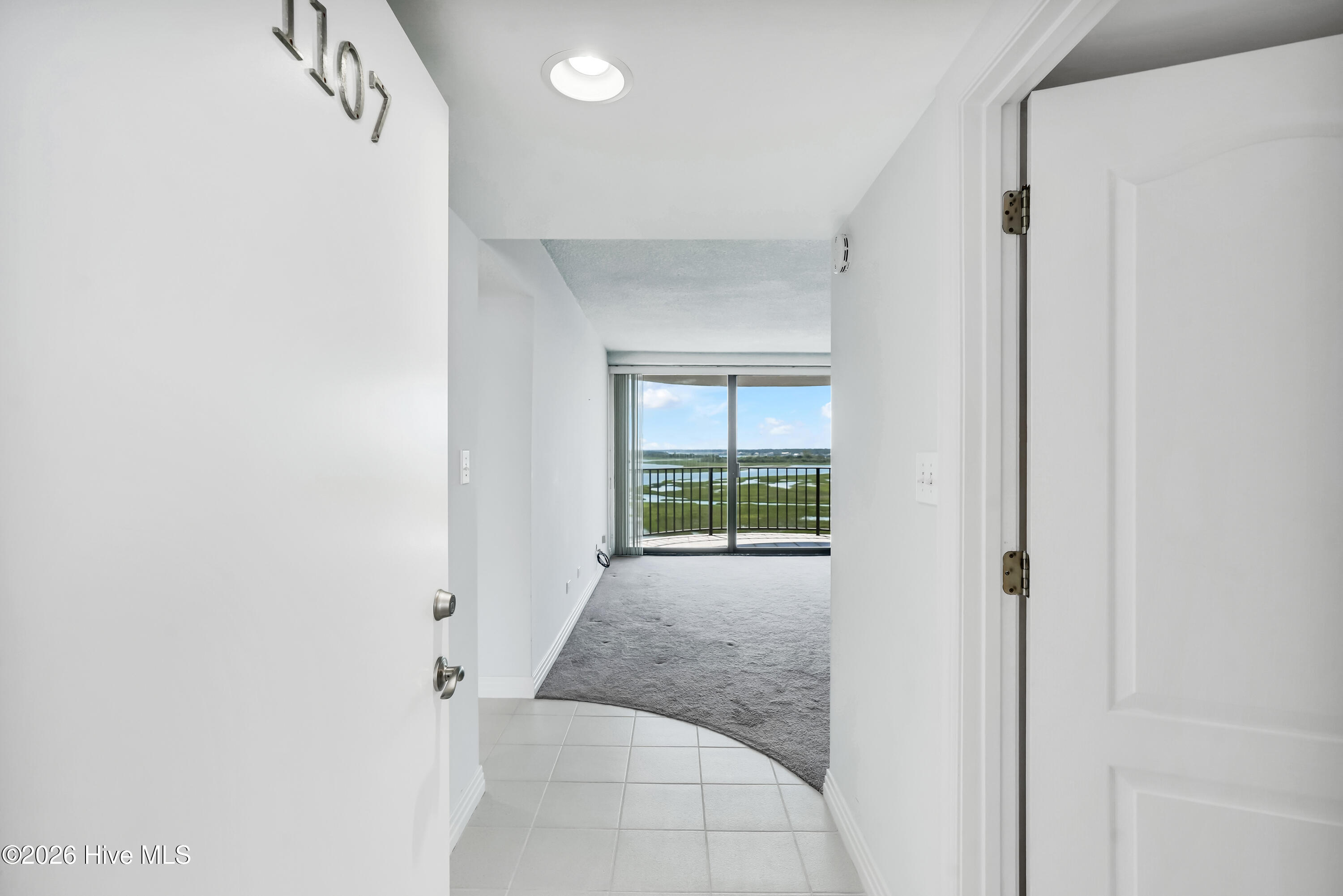 322 Causeway Drive Ste 1107 Property Photo 35
