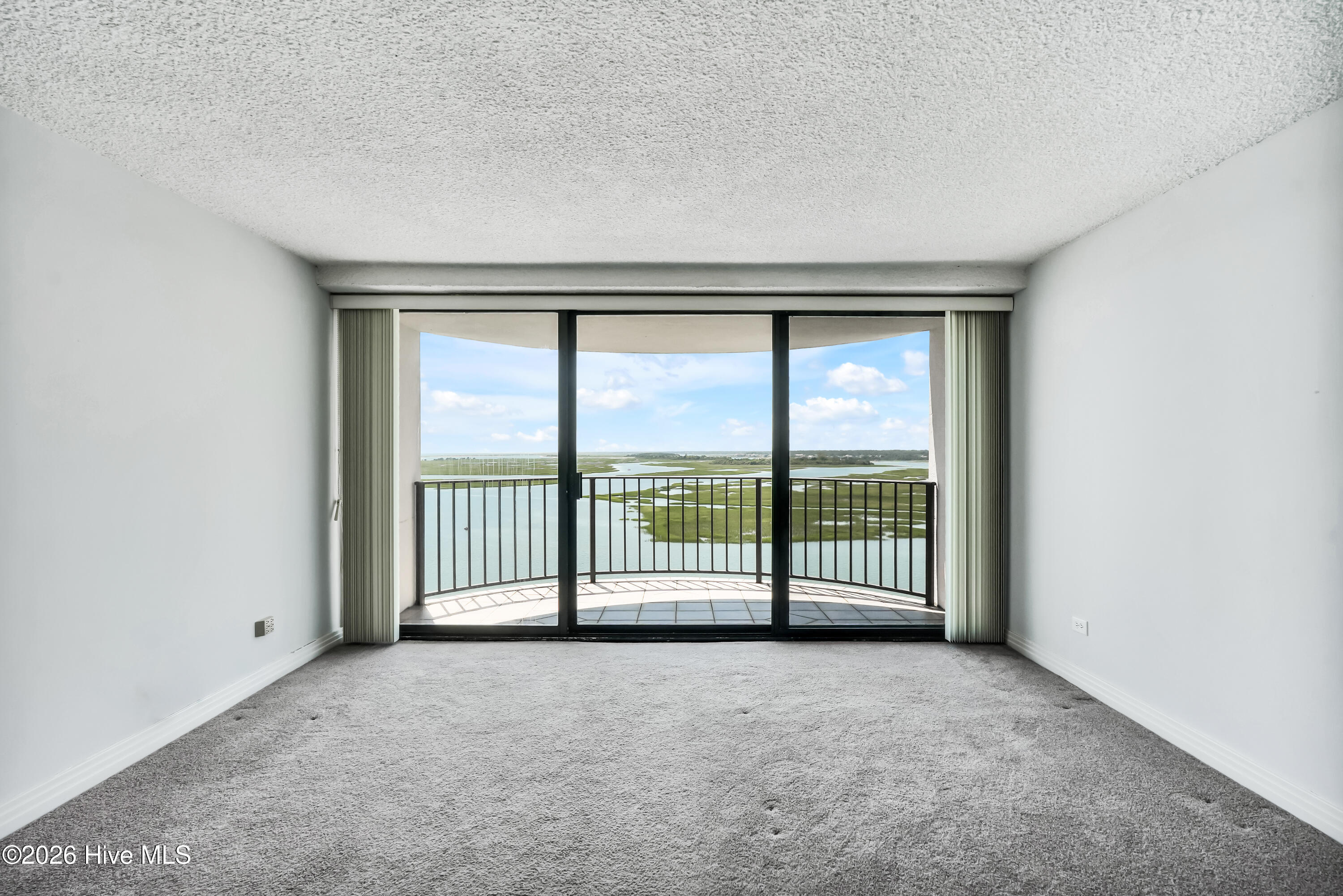 322 Causeway Drive Ste 1107 Property Photo 40