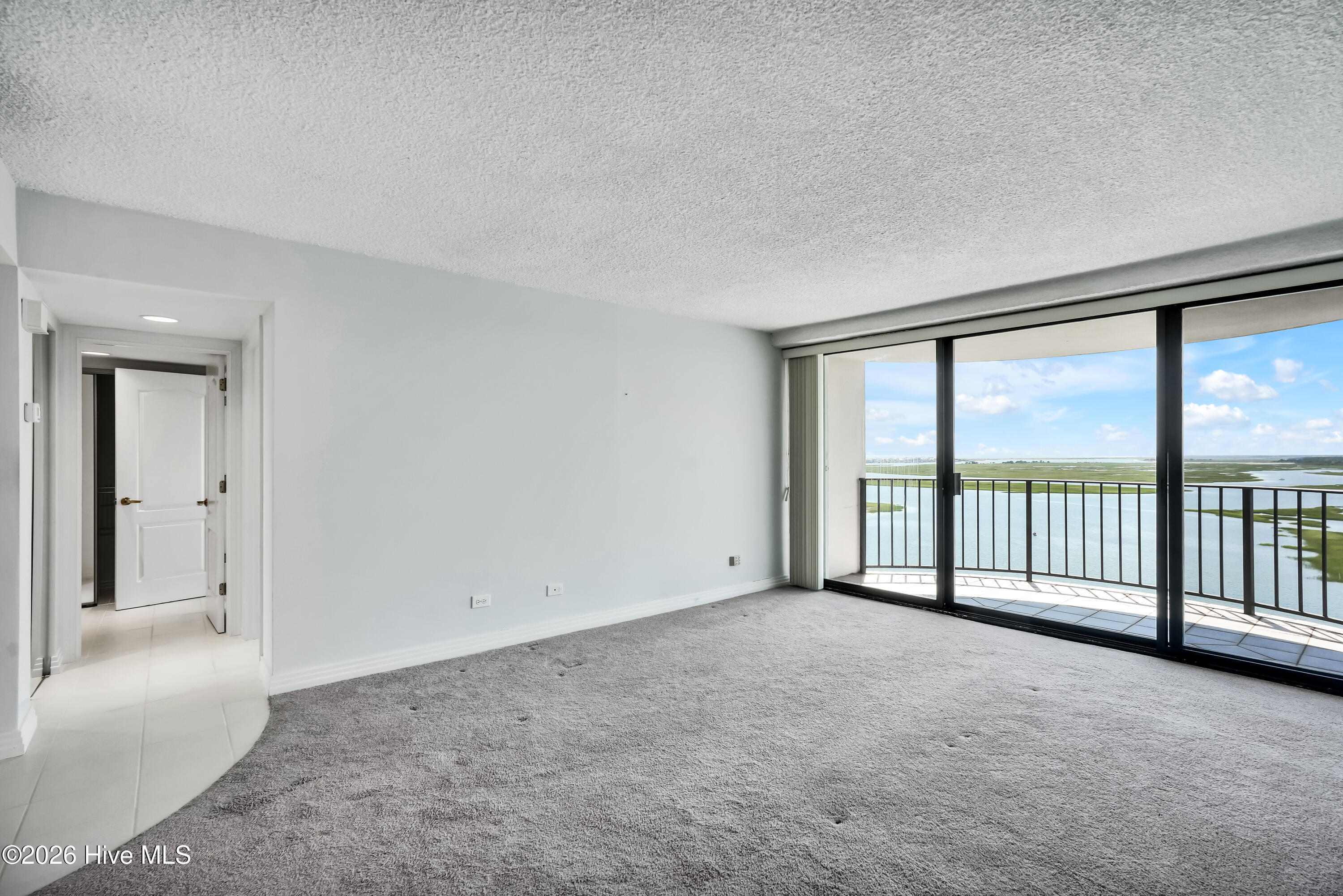 322 Causeway Drive Ste 1107 Property Photo 41