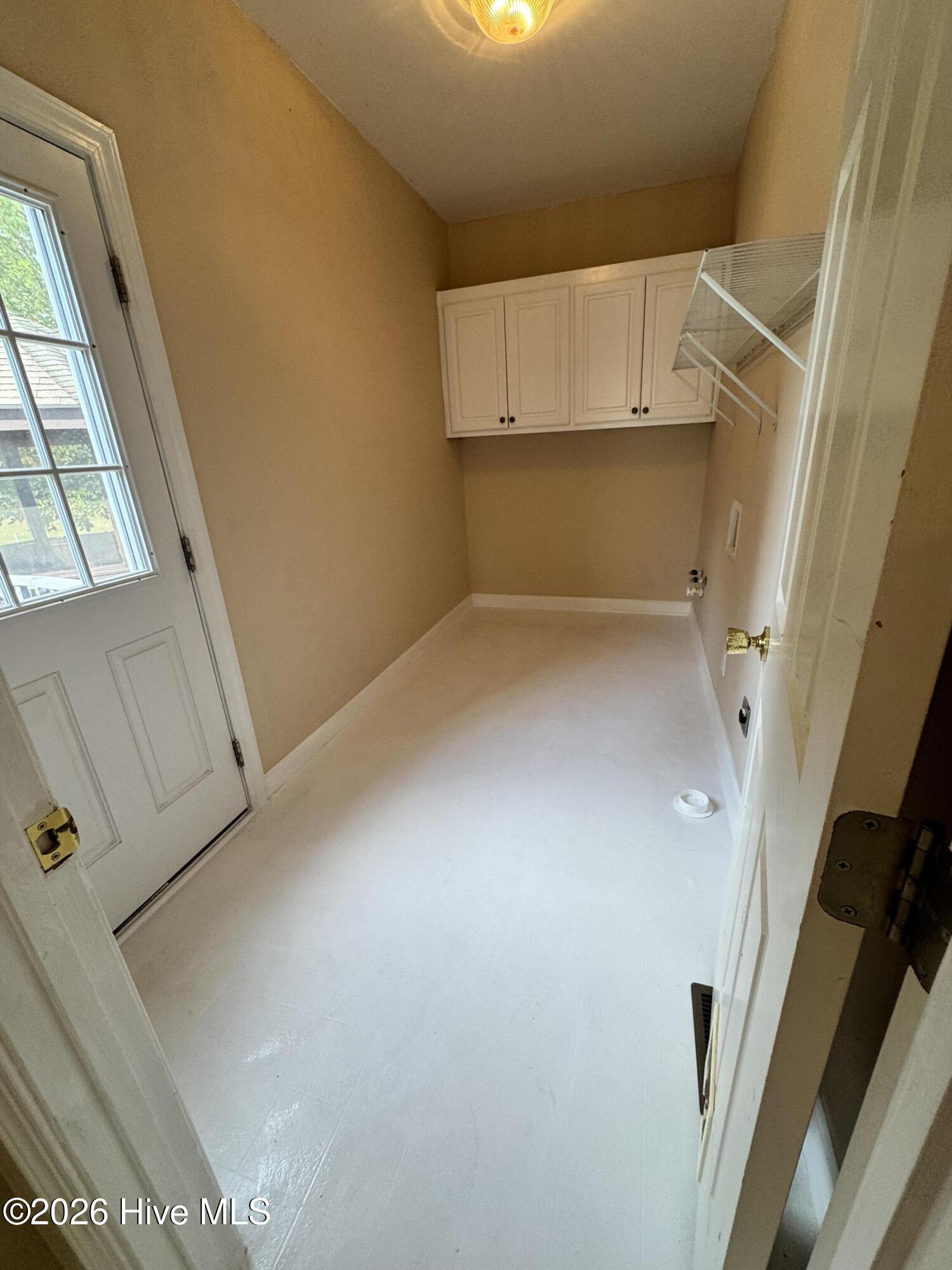 4808 Wimbledon Court N Property Photo 19