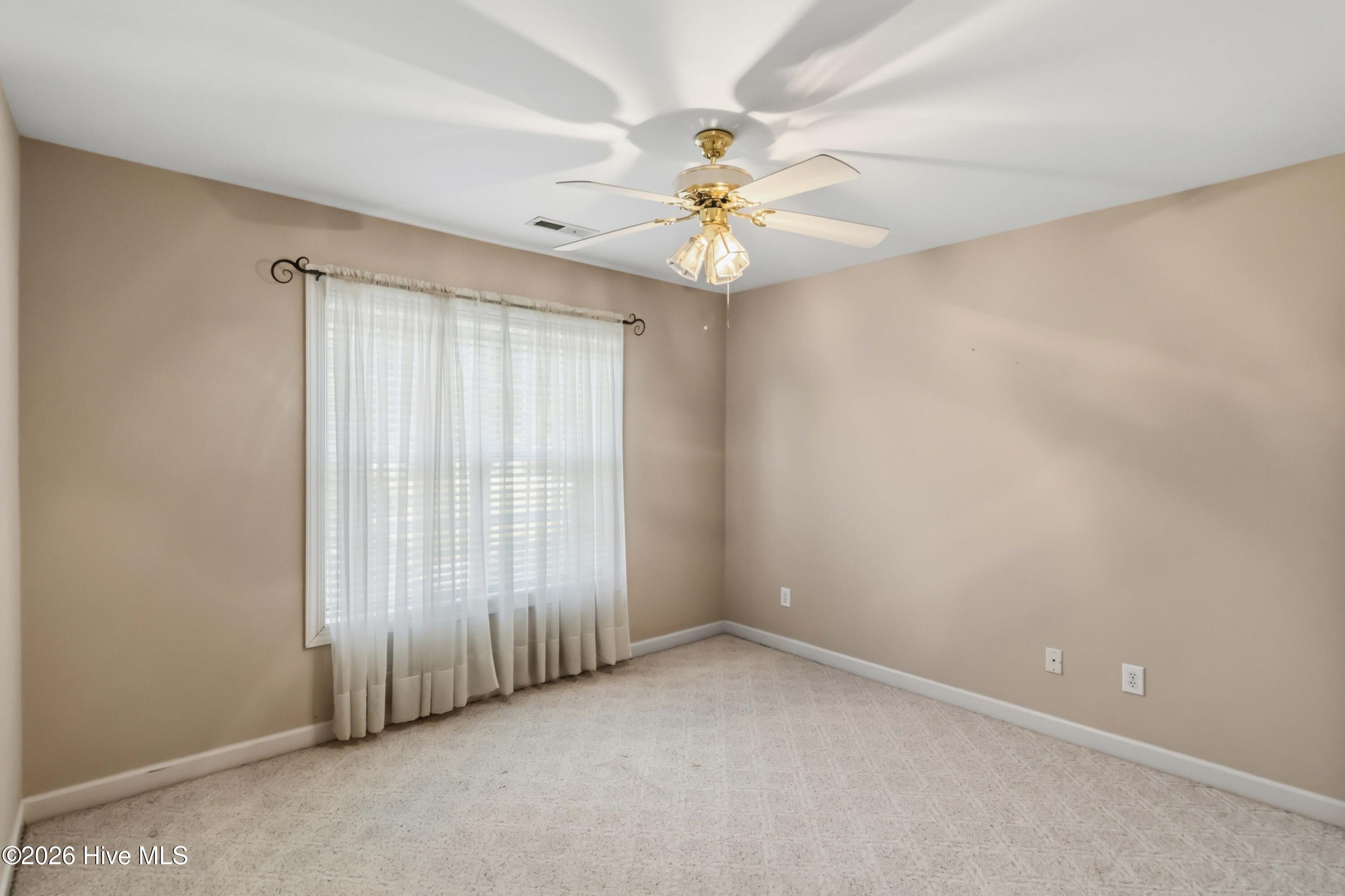 4808 Wimbledon Court N Property Photo 39