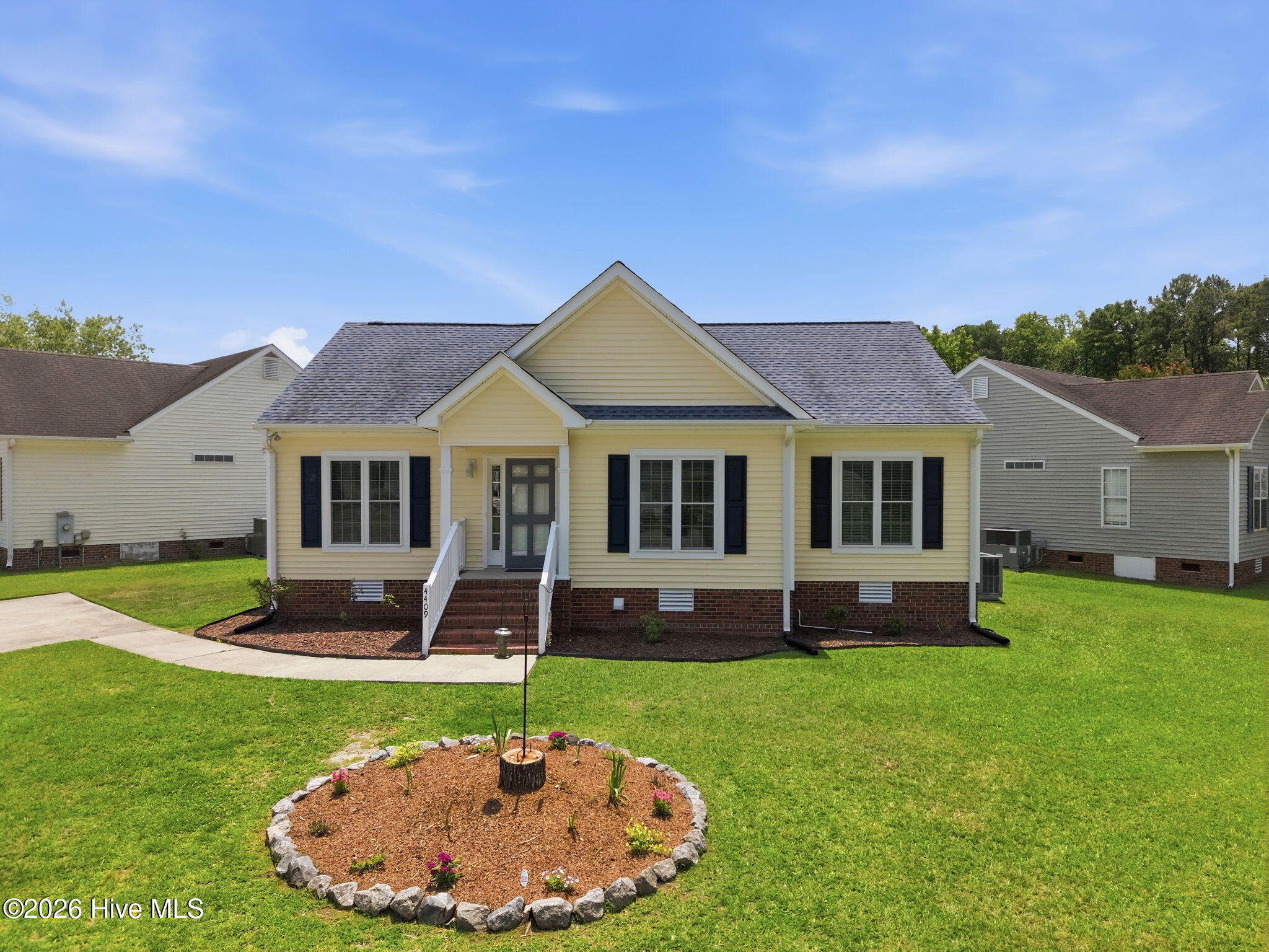 4409 Surrey Meadows Drive Property Photo 1