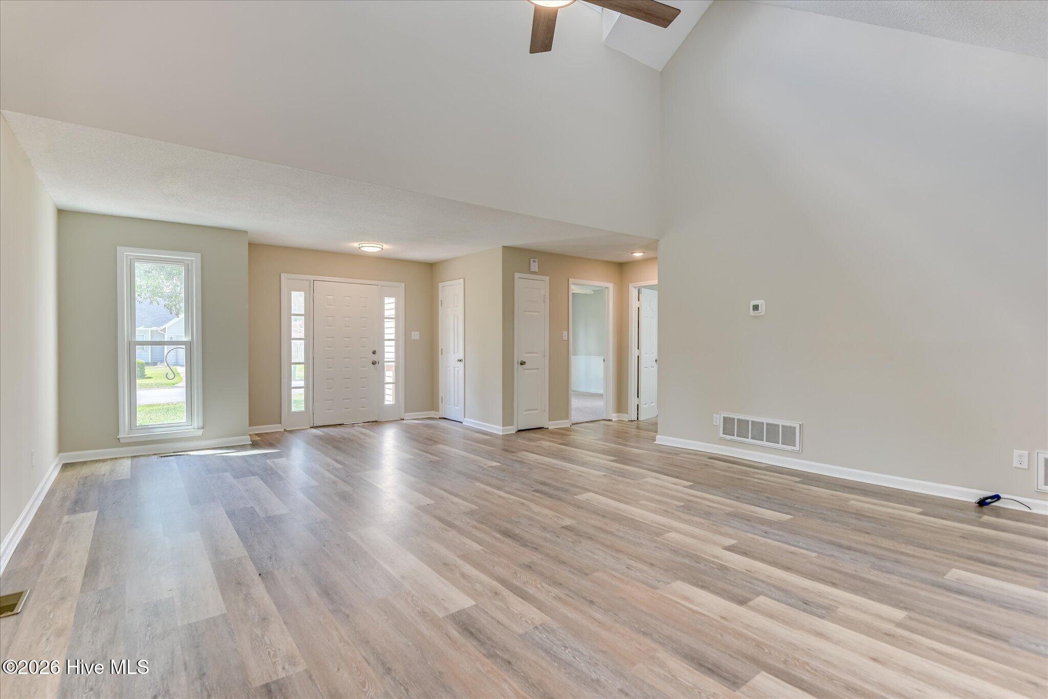 114 Robinwood Drive Property Photo 6