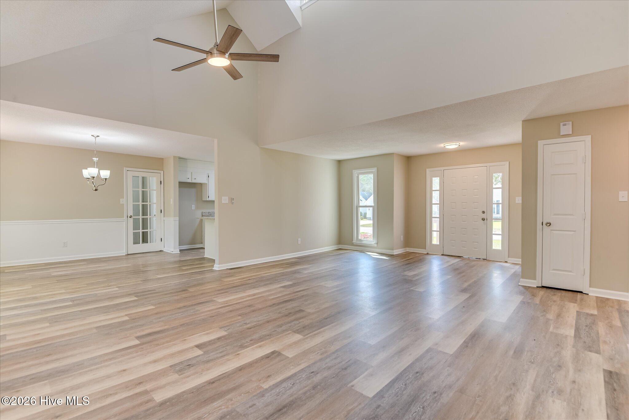 114 Robinwood Drive Property Photo 8