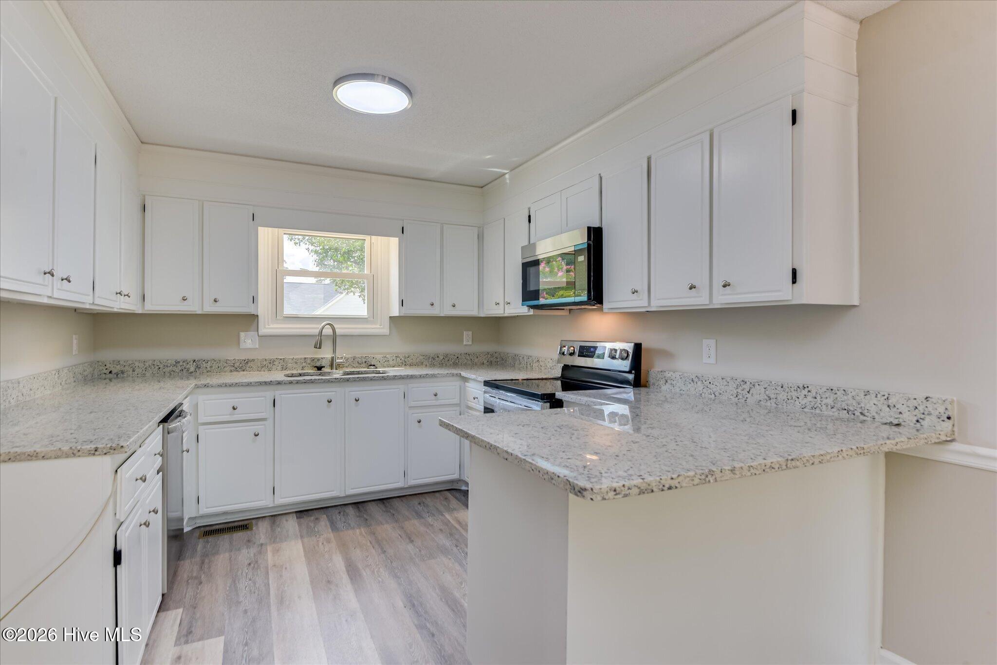 114 Robinwood Drive Property Photo 12