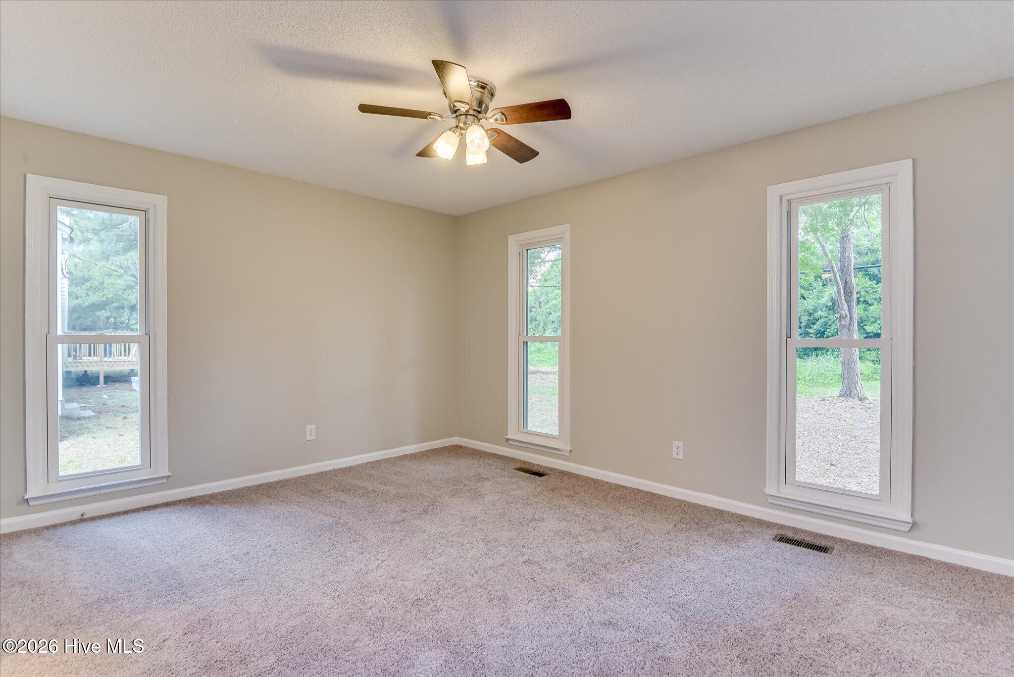 114 Robinwood Drive Property Photo 21