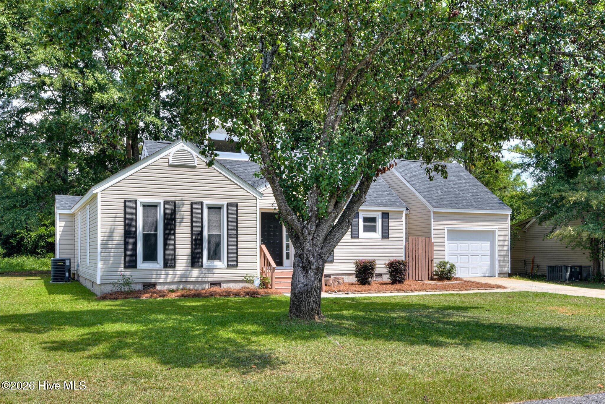 114 Robinwood Drive Property Photo 23