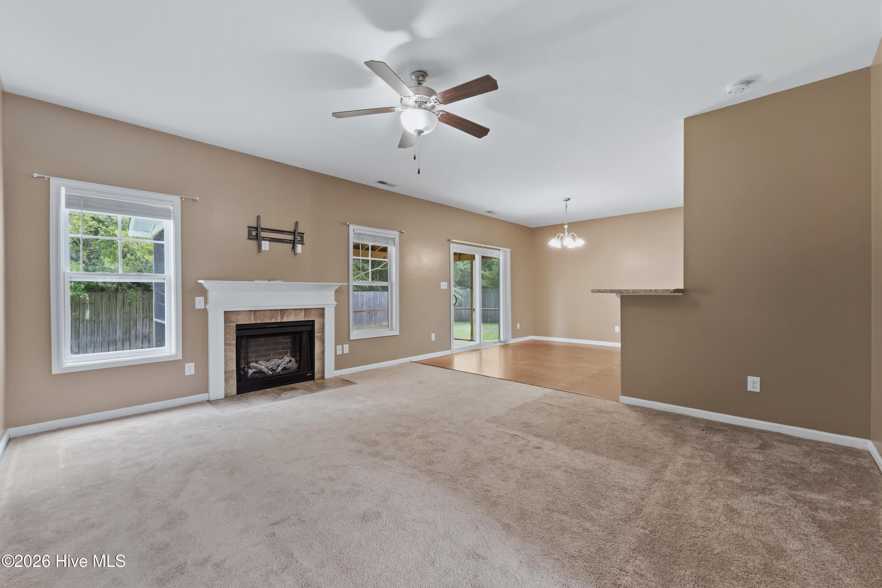 308 Hidden Oaks Drive Property Photo 2