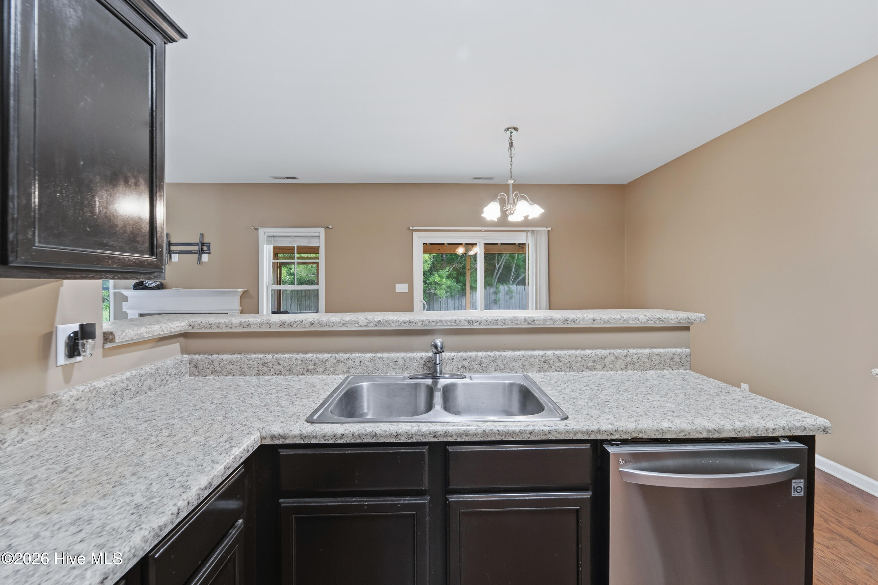 308 Hidden Oaks Drive Property Photo 18