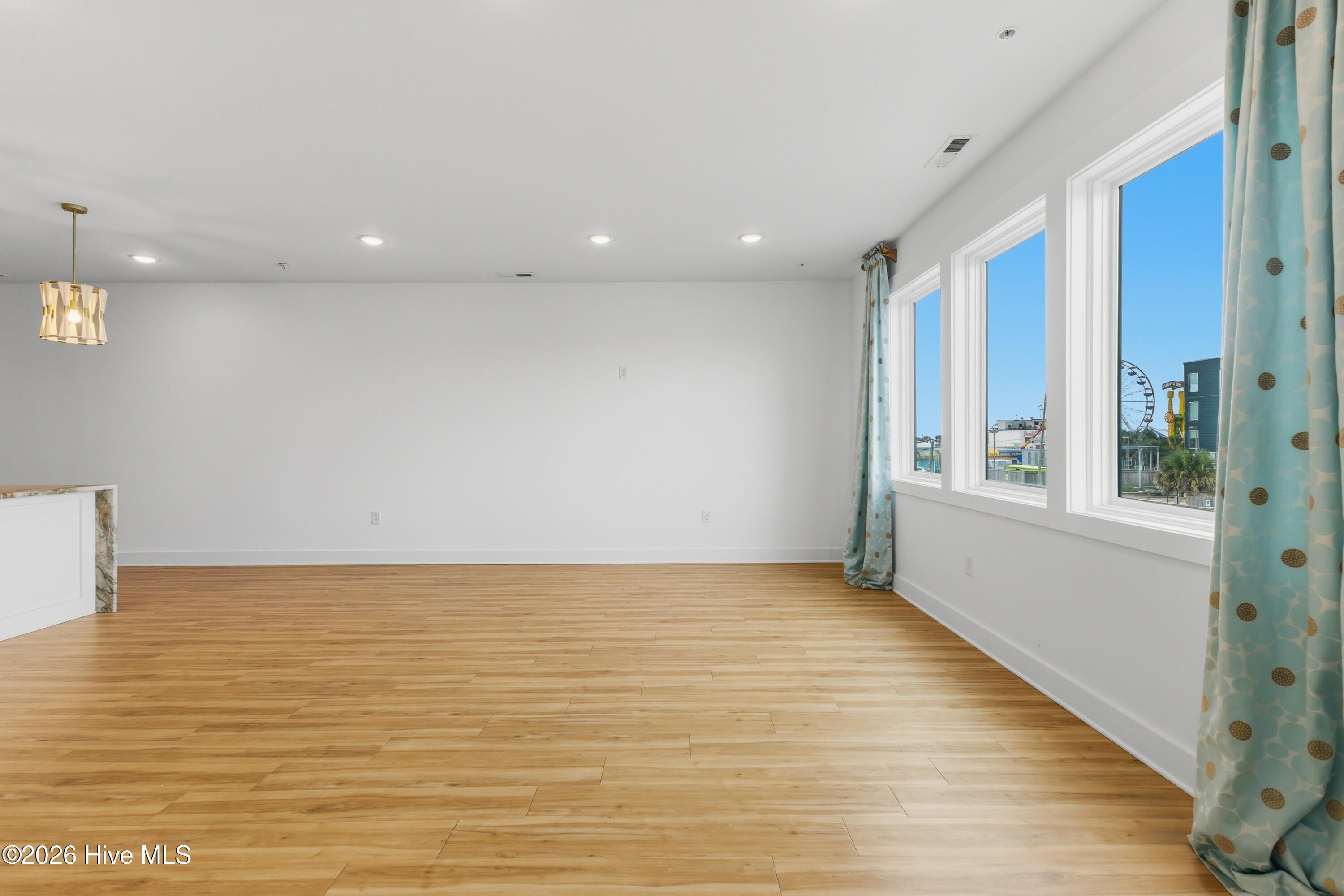 120 N Lake Park Boulevard 200 Property Photo 8