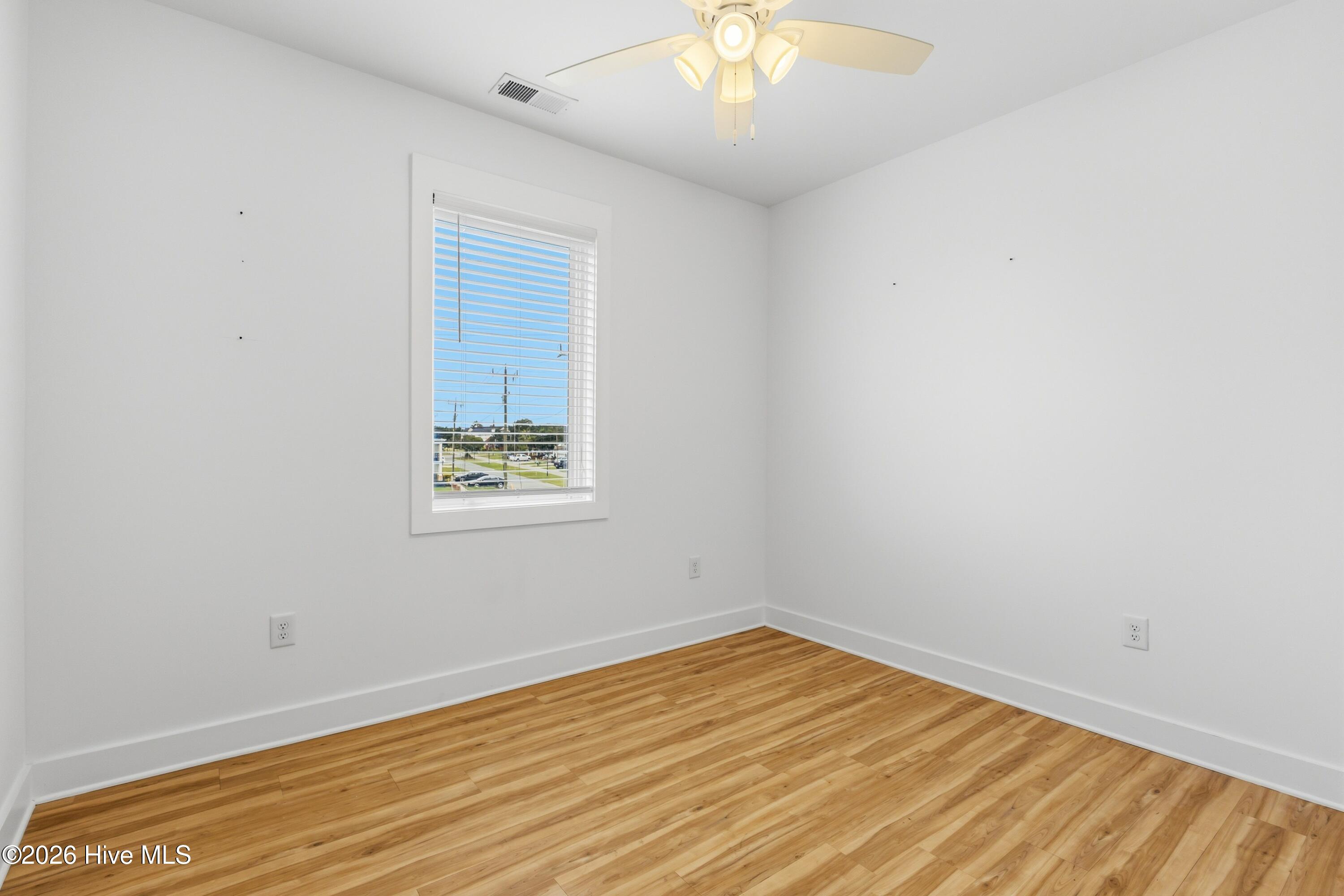 120 N Lake Park Boulevard 200 Property Photo 20