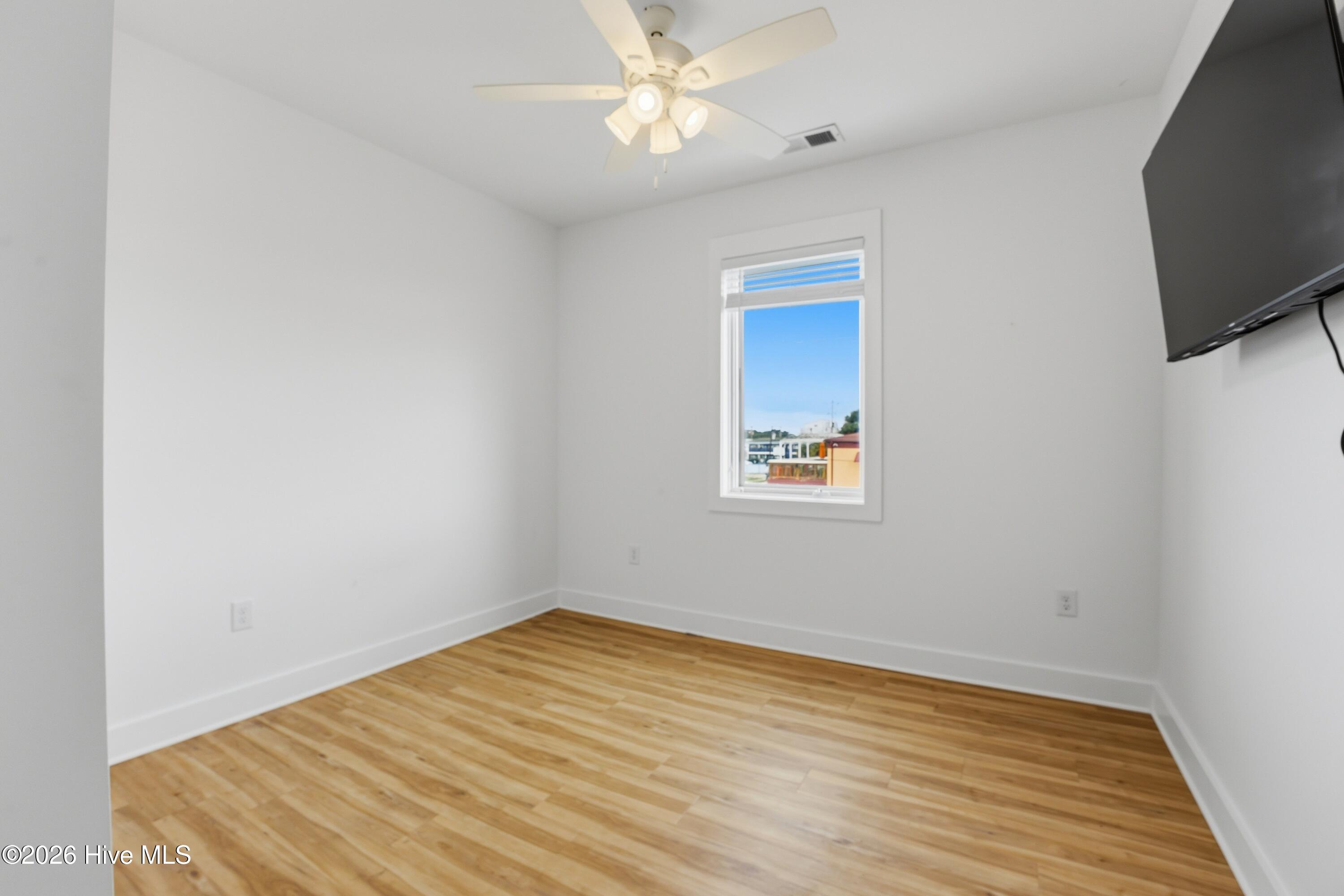 120 N Lake Park Boulevard 200 Property Photo 22