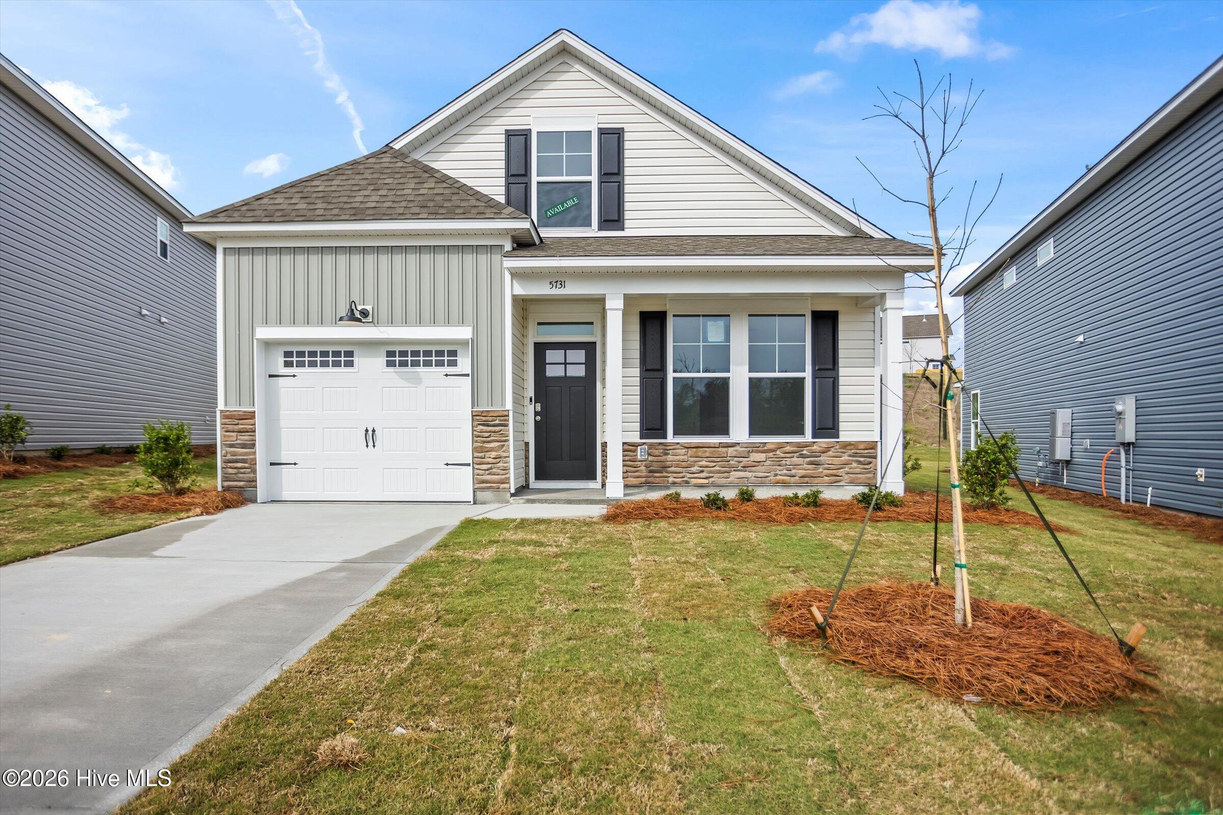 5731 Moncrief Circle Property Photo 1