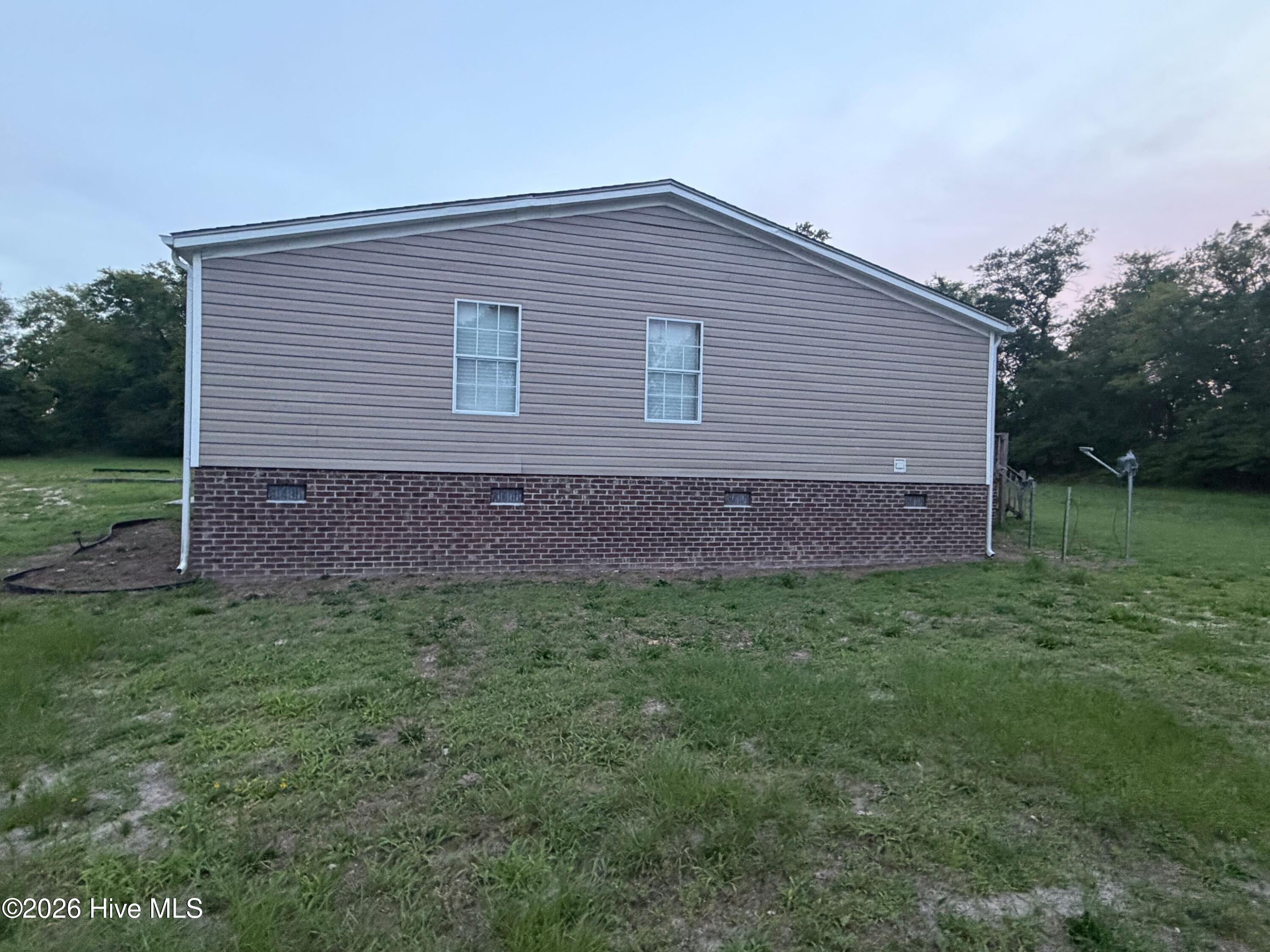 1110 E Northern Boulevard Property Photo 3