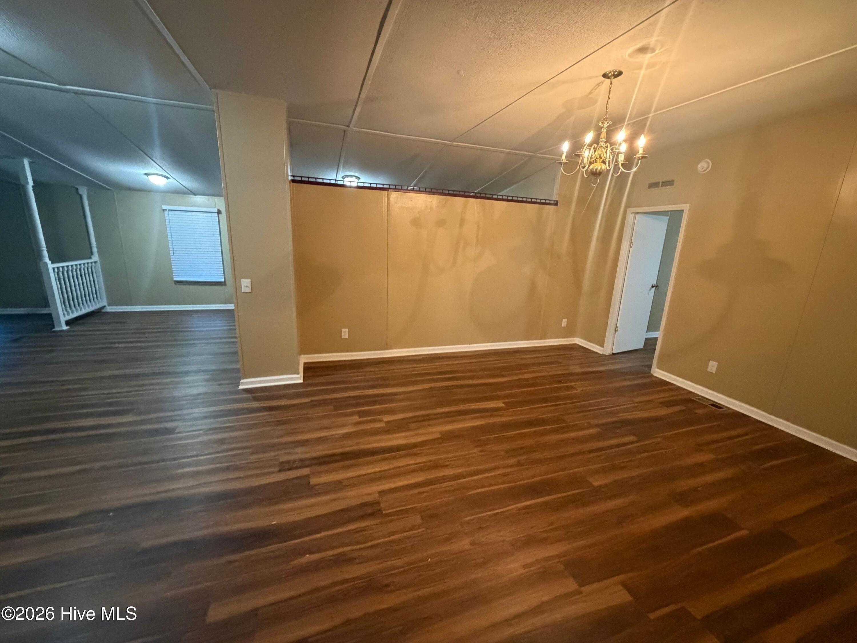 1110 E Northern Boulevard Property Photo 14