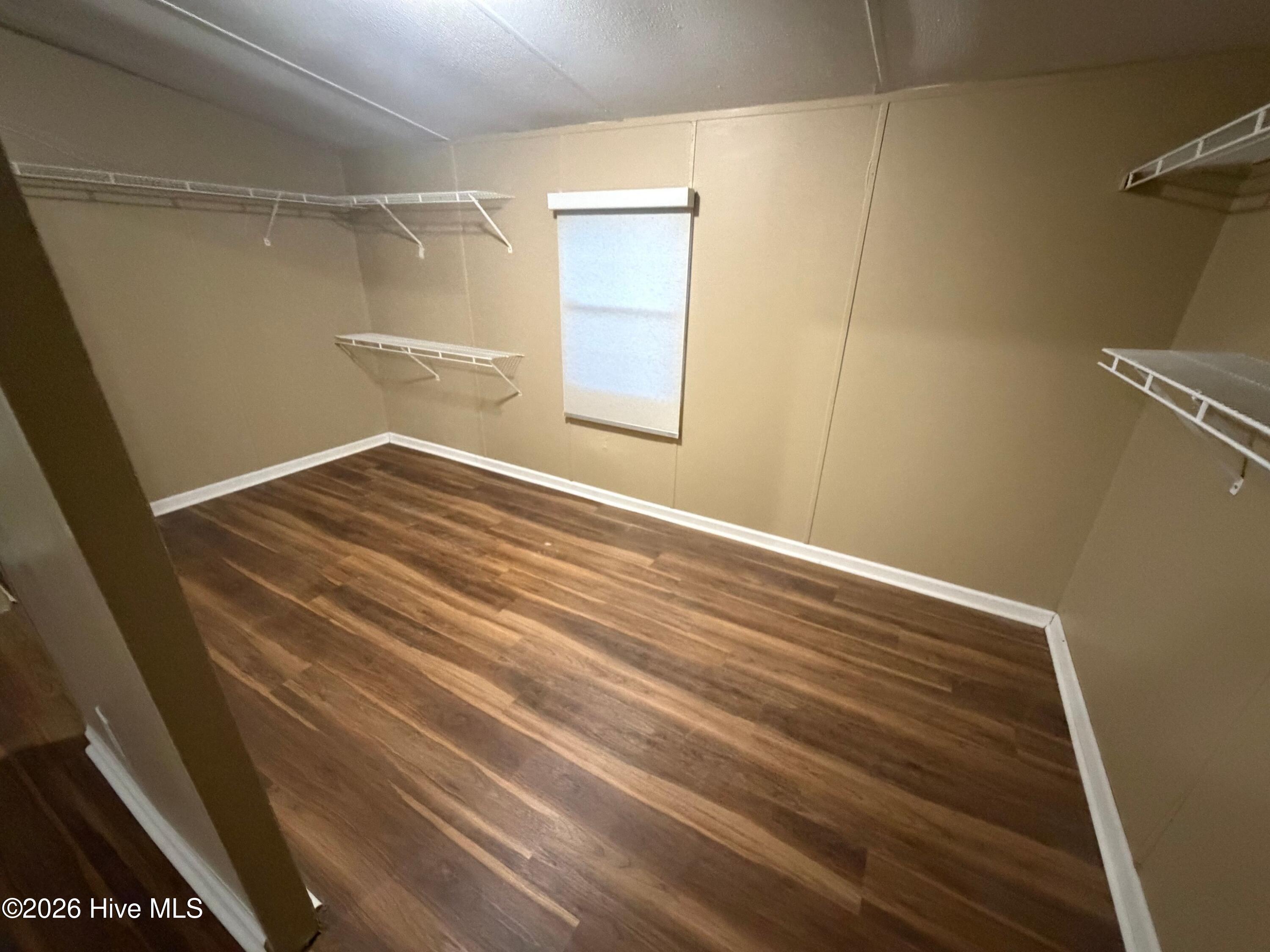 1110 E Northern Boulevard Property Photo 15
