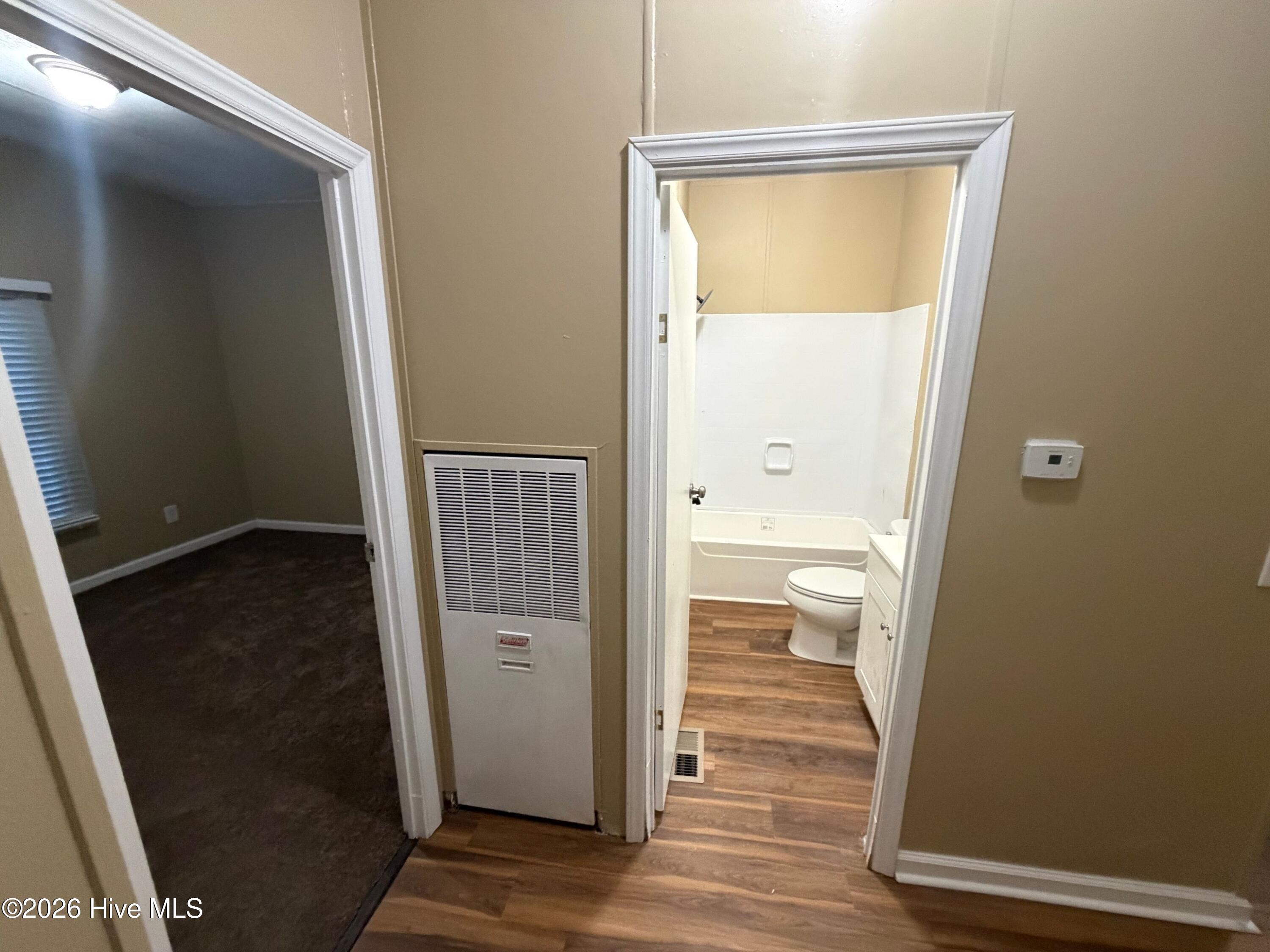 1110 E Northern Boulevard Property Photo 31