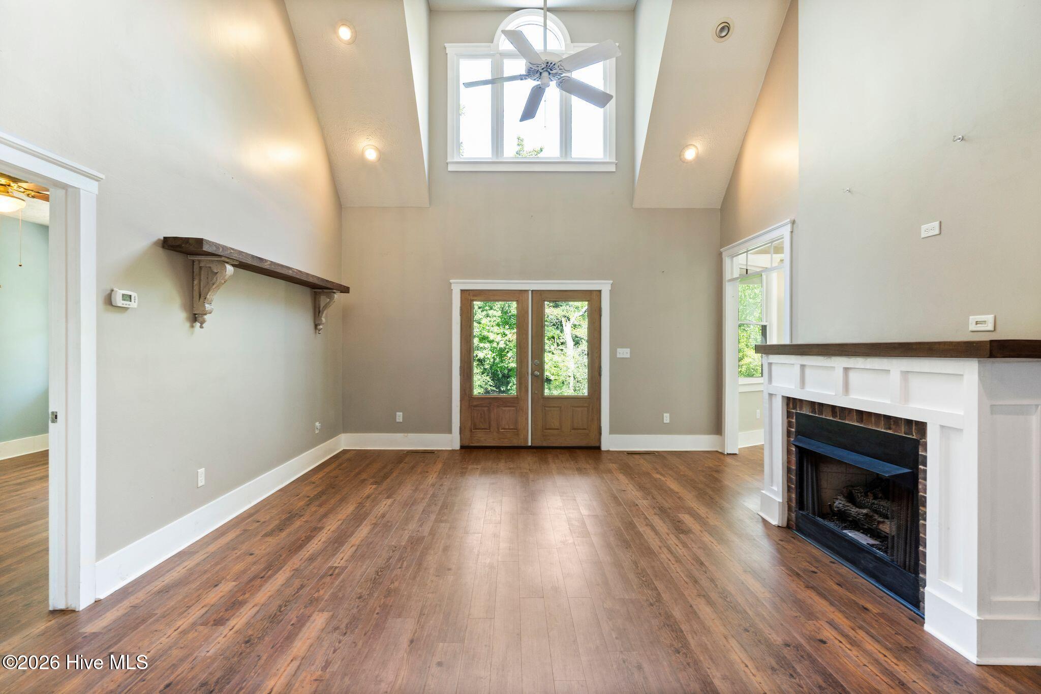 561 White Tail Lane Property Photo 16