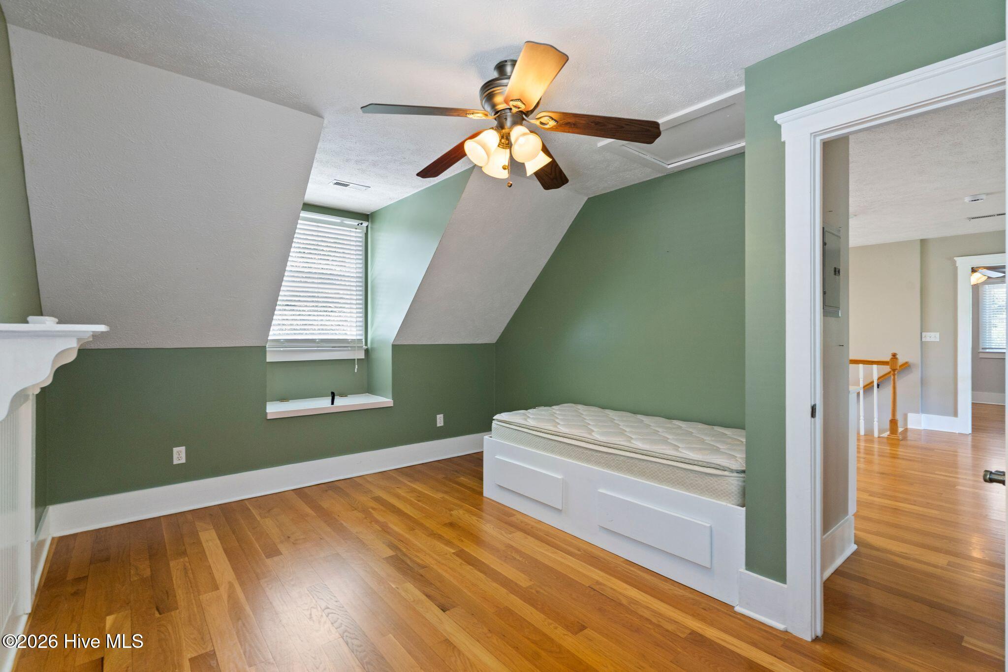 561 White Tail Lane Property Photo 17