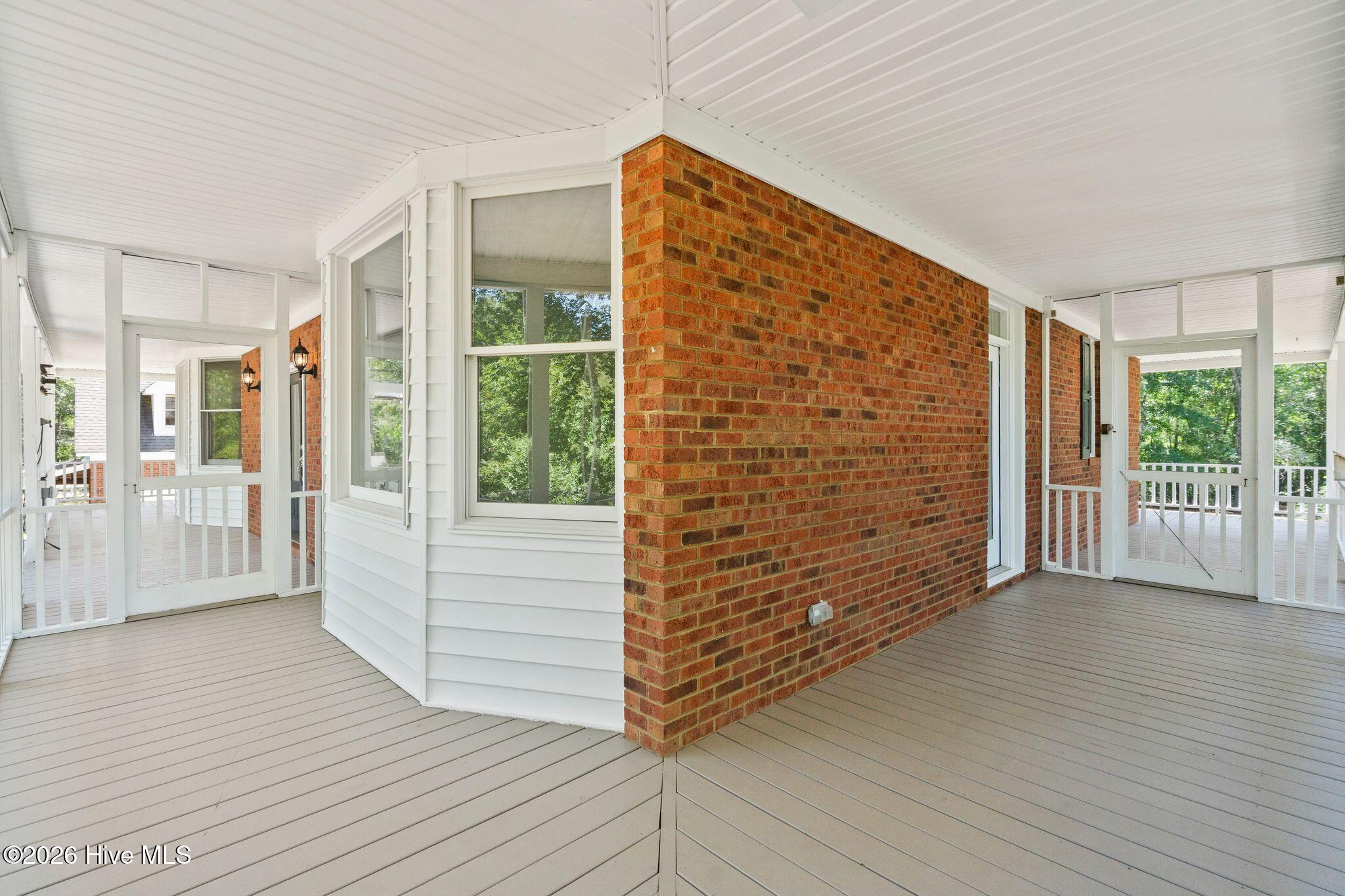 561 White Tail Lane Property Photo 40