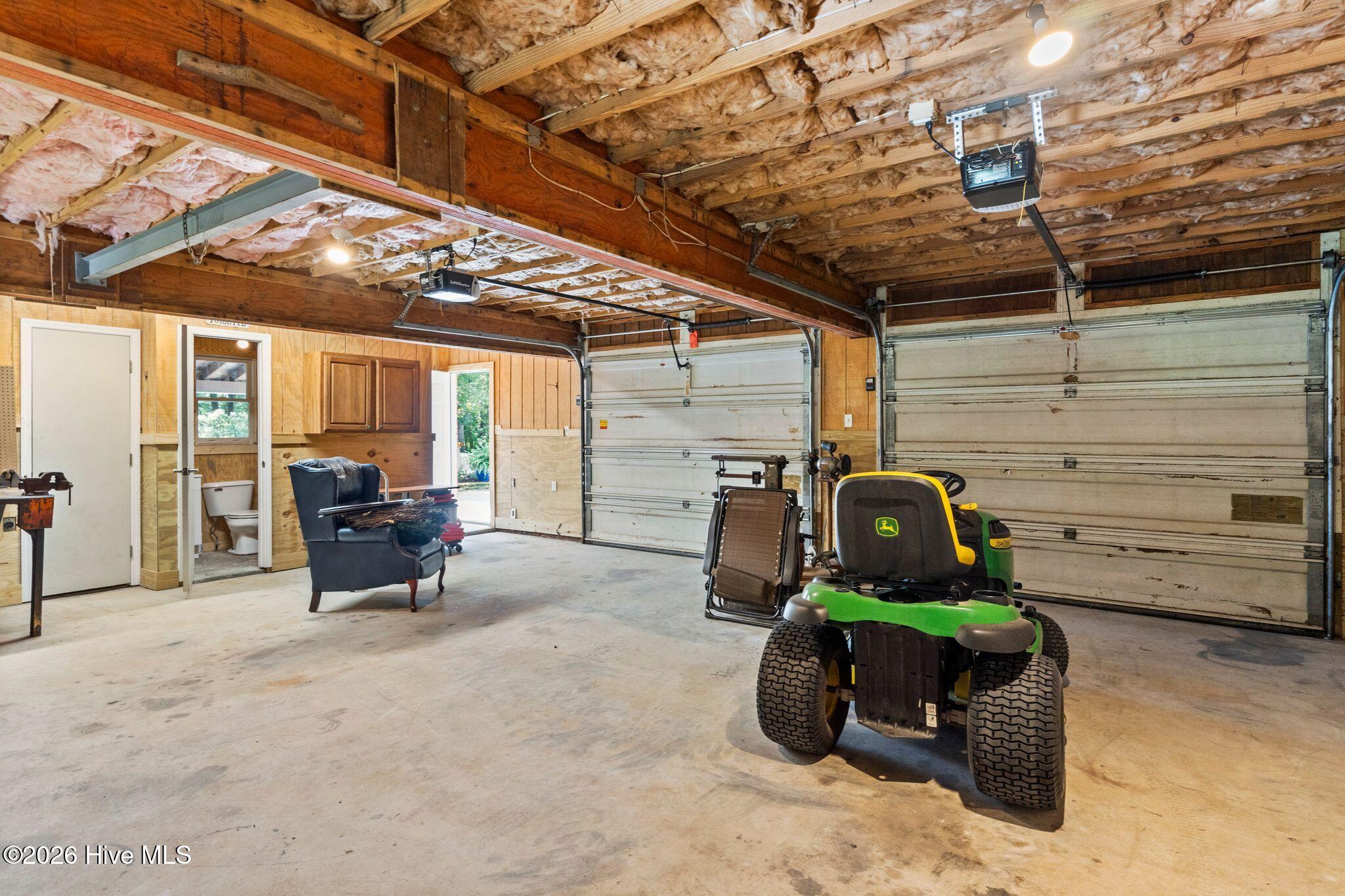 561 White Tail Lane Property Photo 46