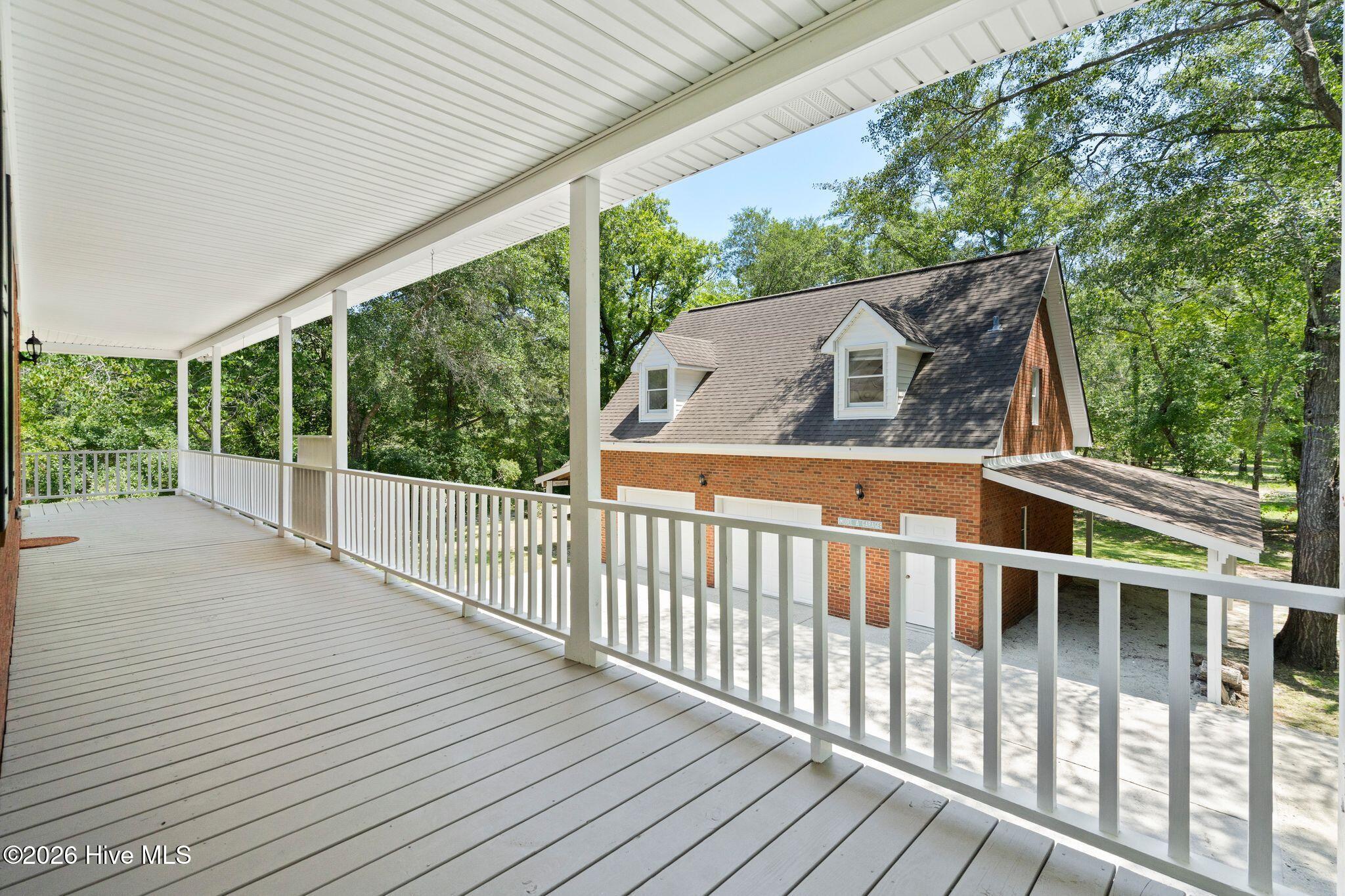 561 White Tail Lane Property Photo 48