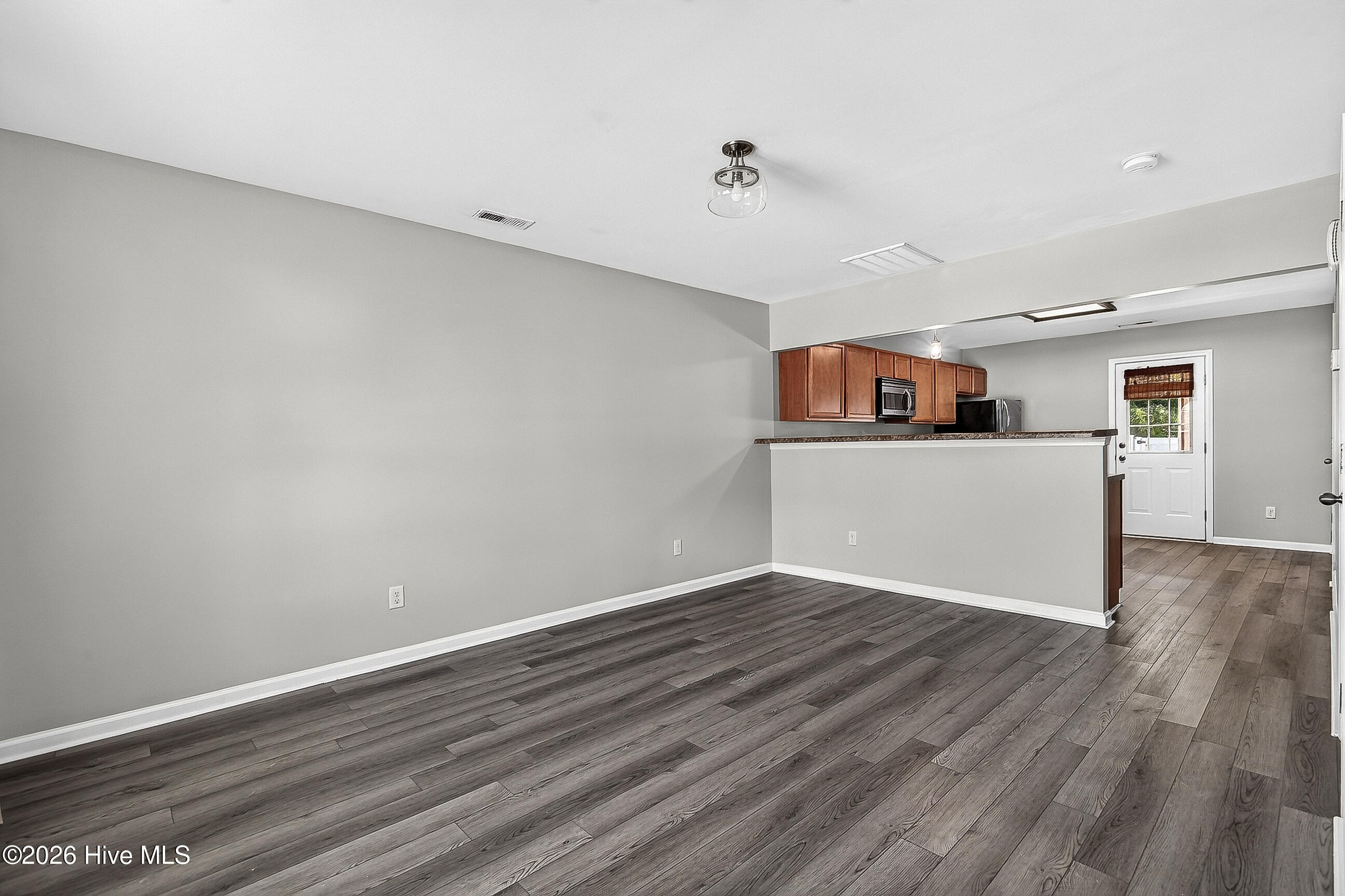 290 Caldwell Loop Property Photo 5