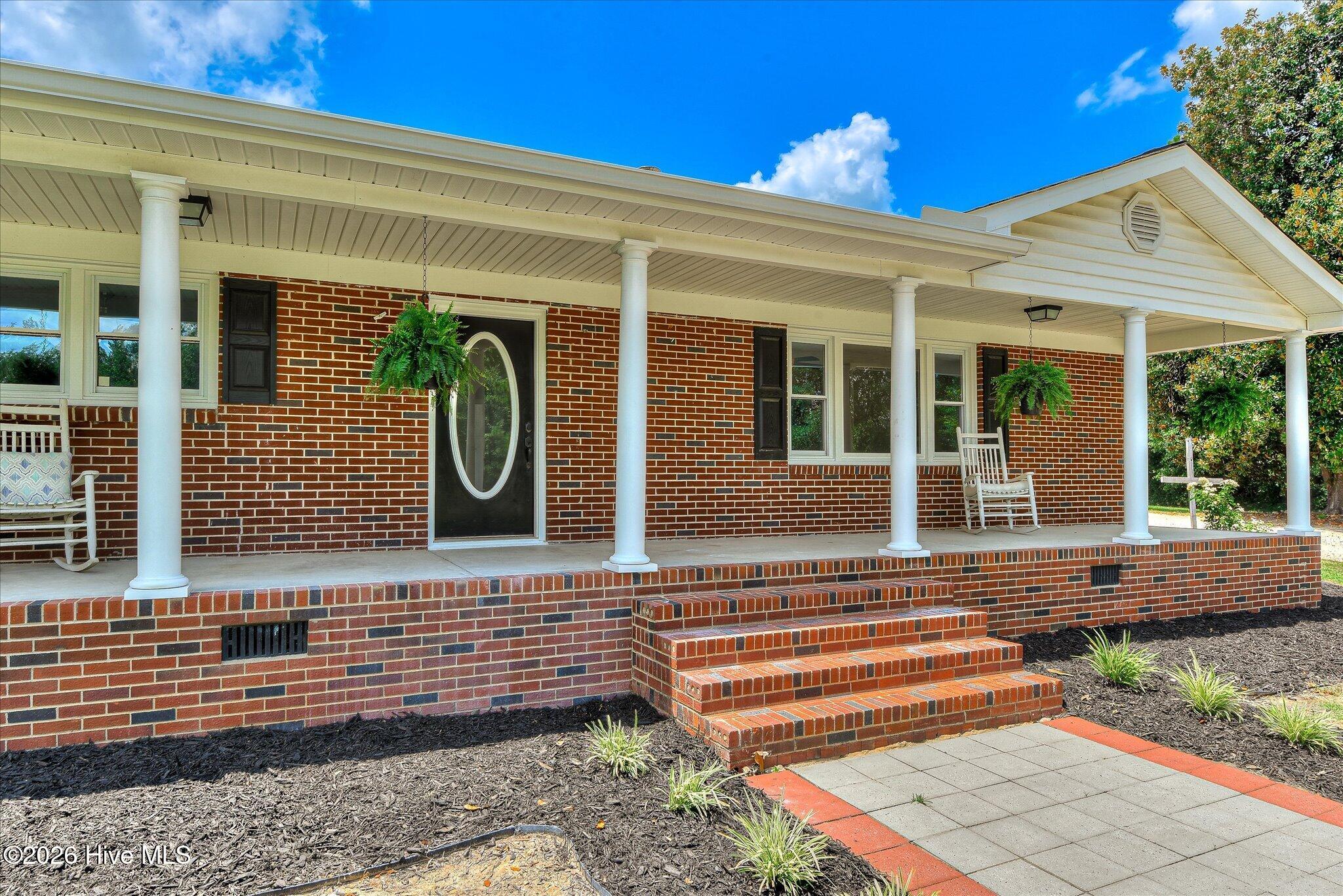 1896 Sc-23 Property Photo 23