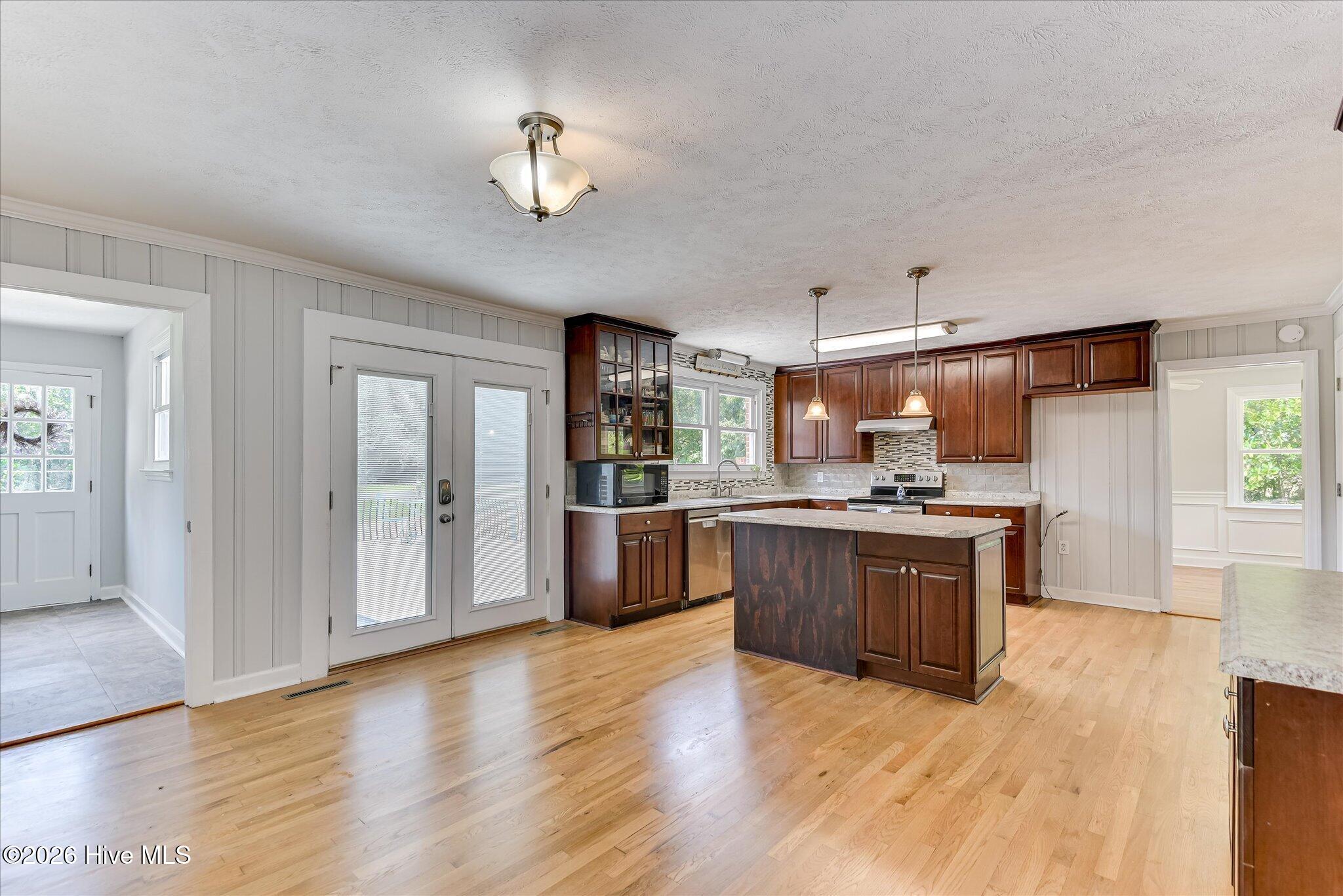 1896 Sc-23 Property Photo 33