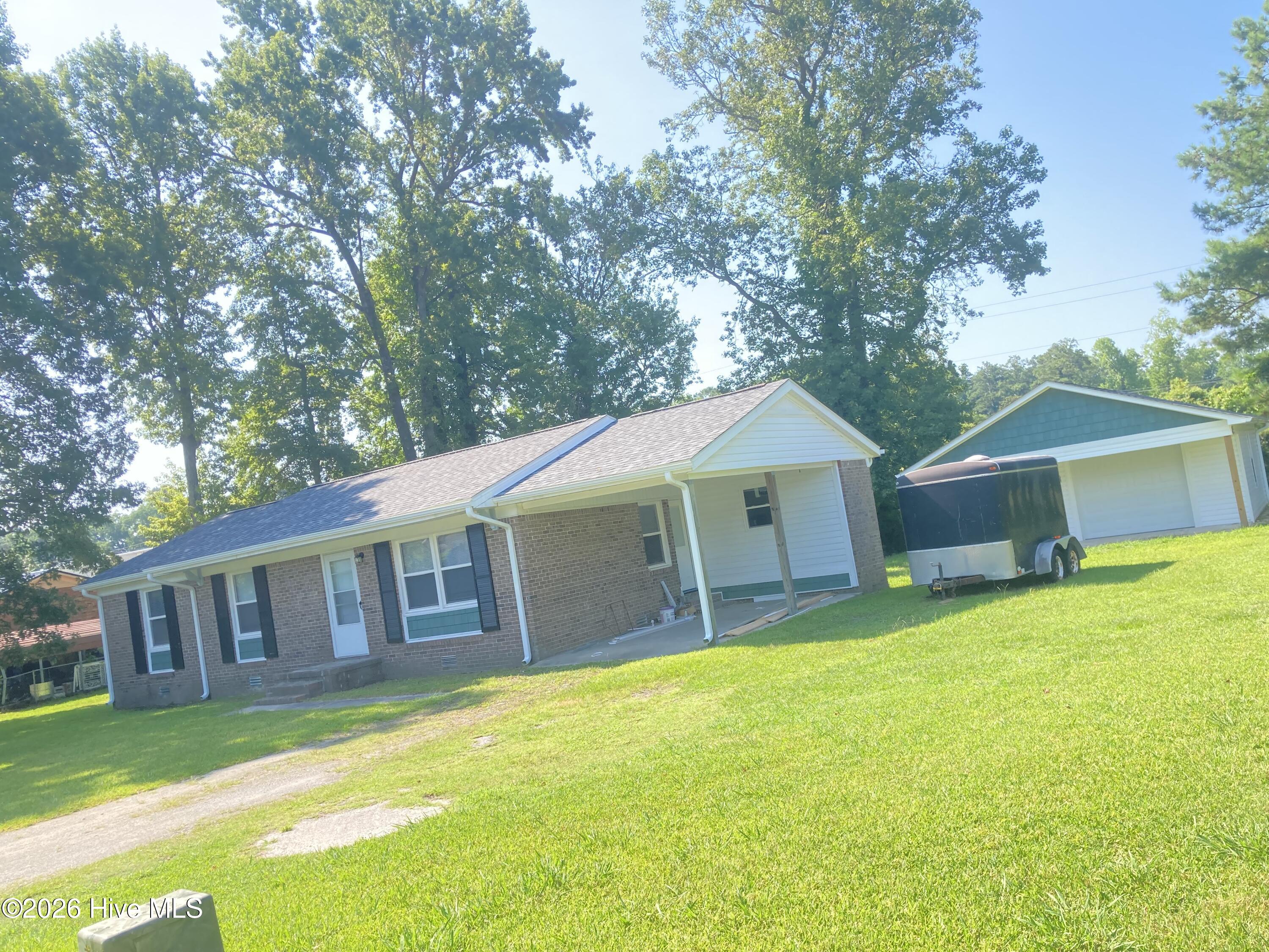 1403 Mockingbird Lane Property Photo 1