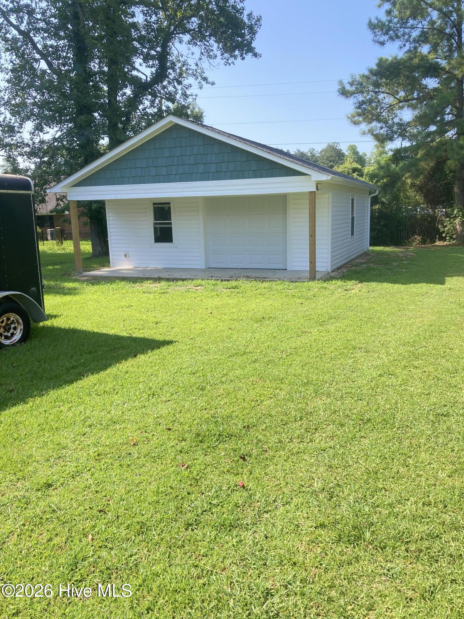 1403 Mockingbird Lane Property Photo 3