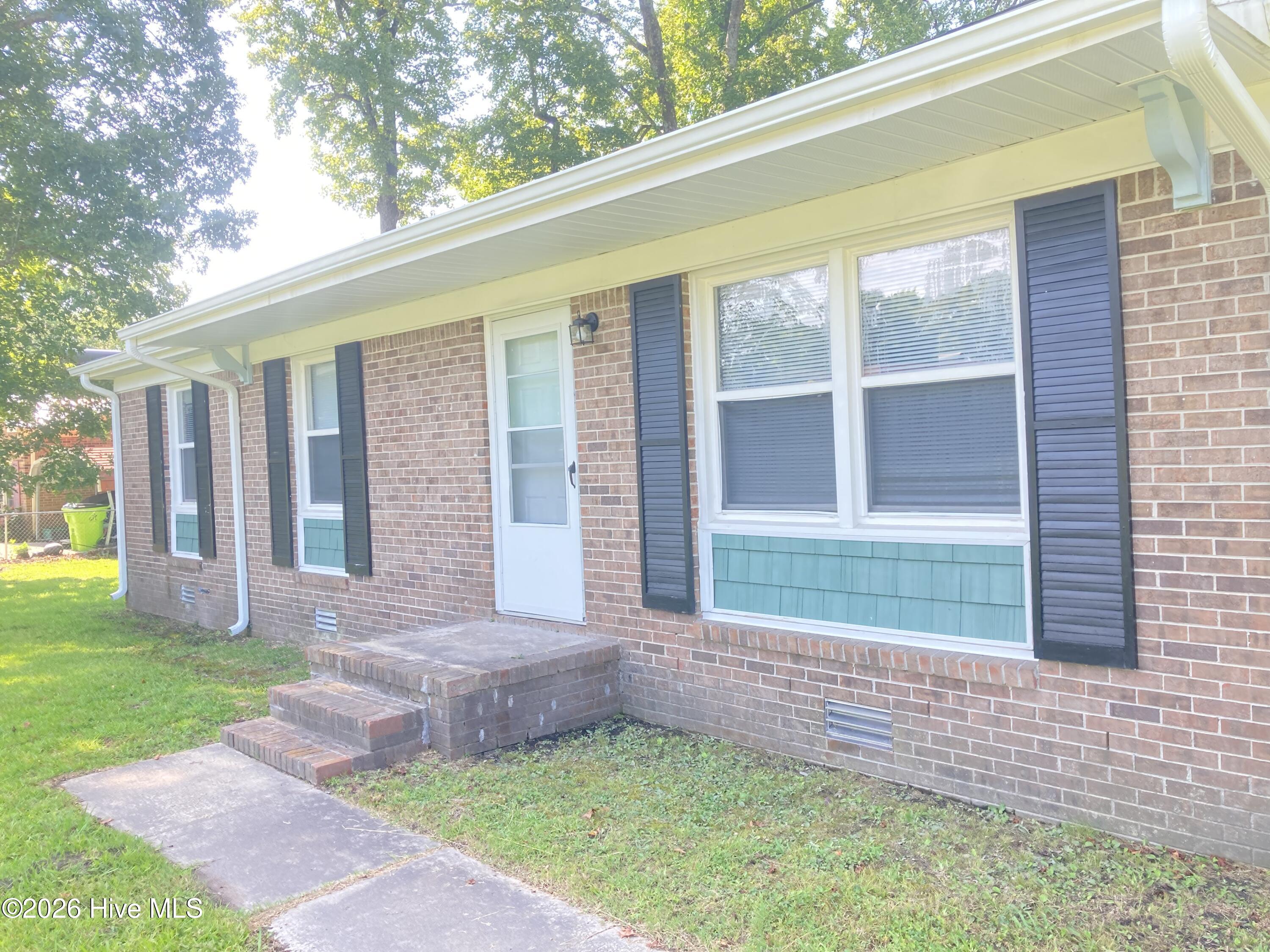 1403 Mockingbird Lane Property Photo 4