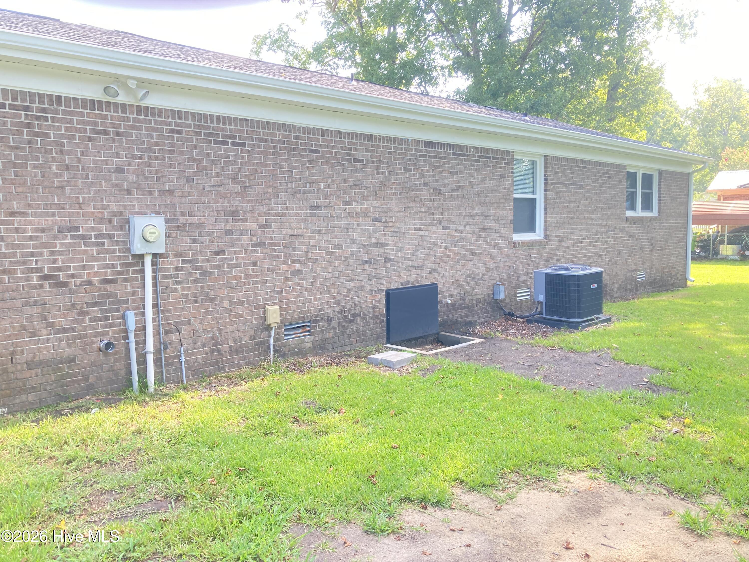 1403 Mockingbird Lane Property Photo 25