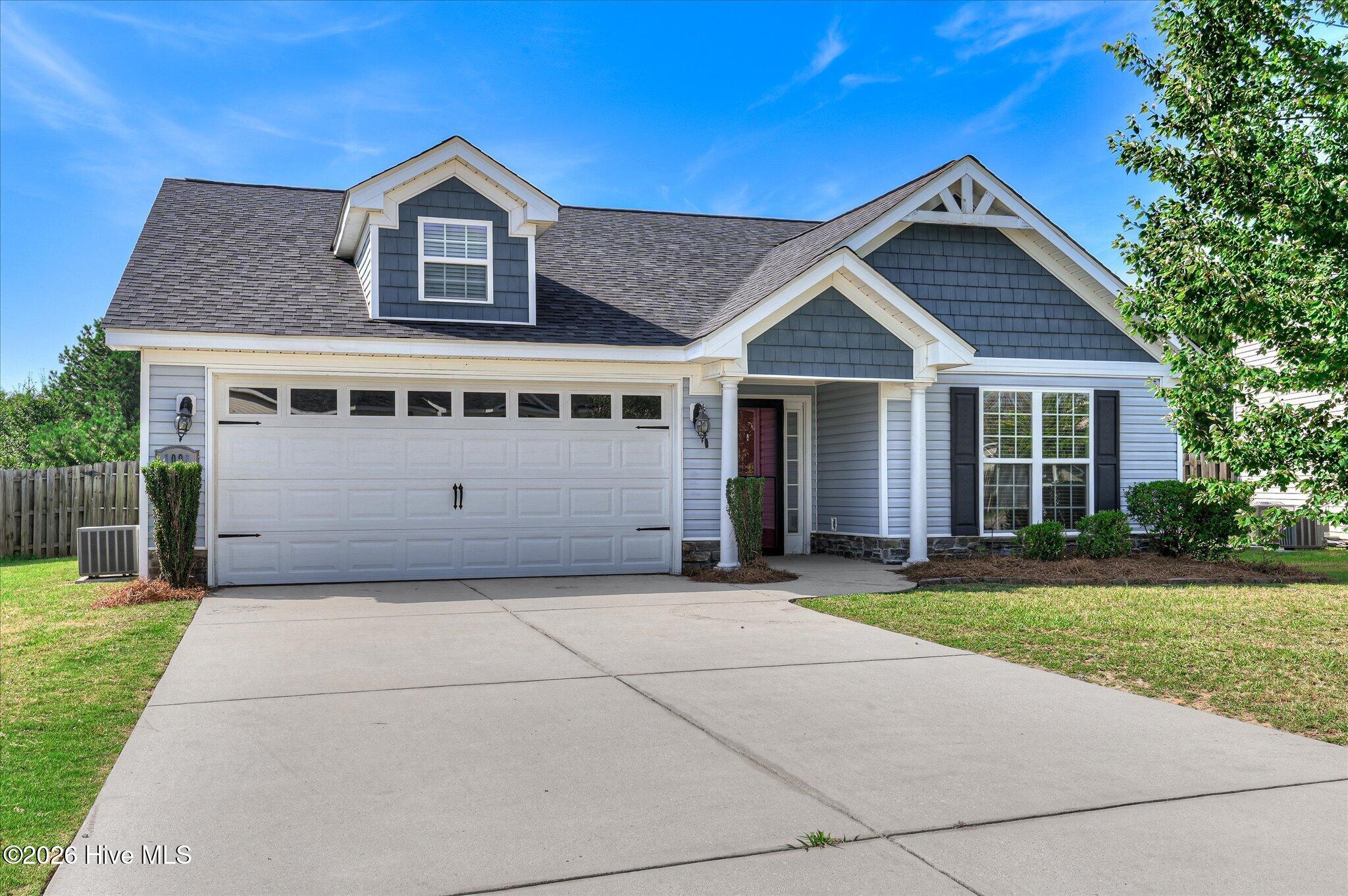 1091 Rosland Circle Property Photo 2