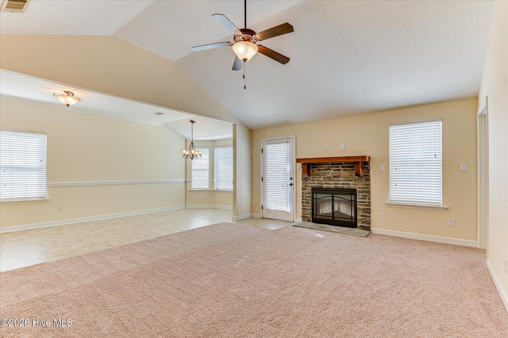 1091 Rosland Circle Property Photo 10