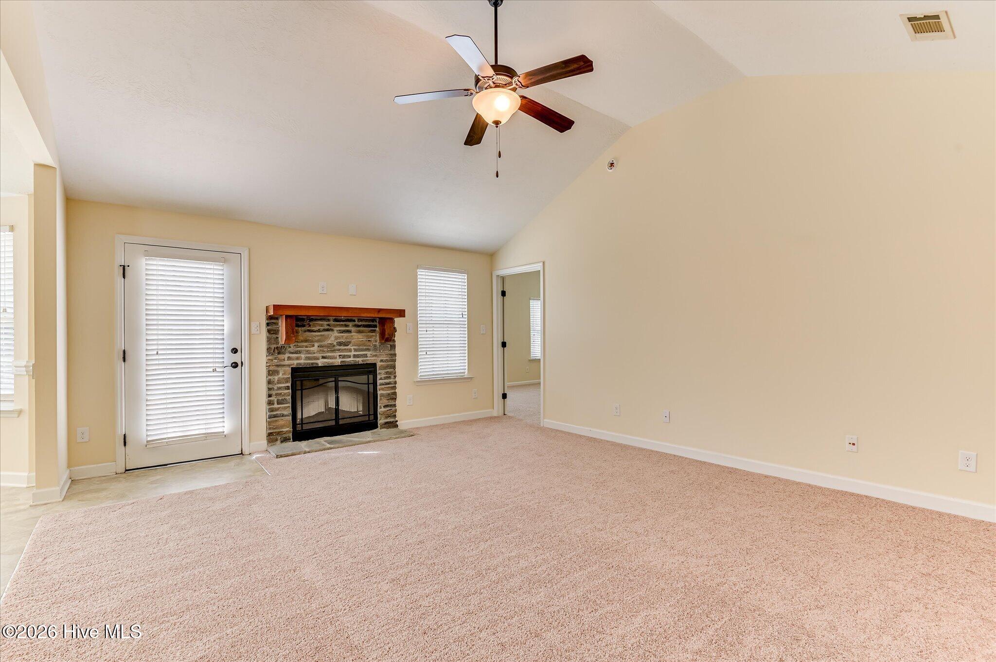1091 Rosland Circle Property Photo 11