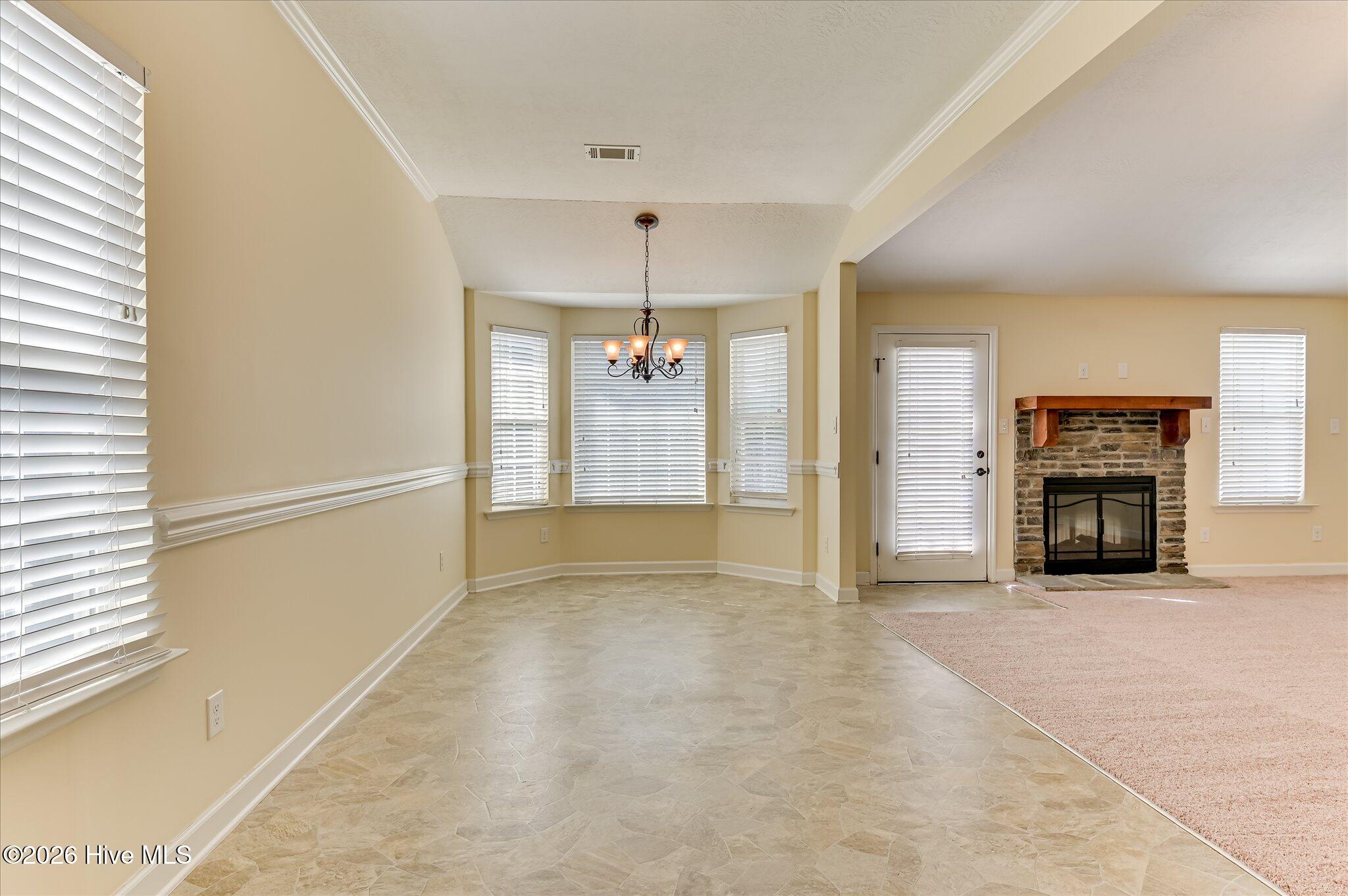 1091 Rosland Circle Property Photo 15