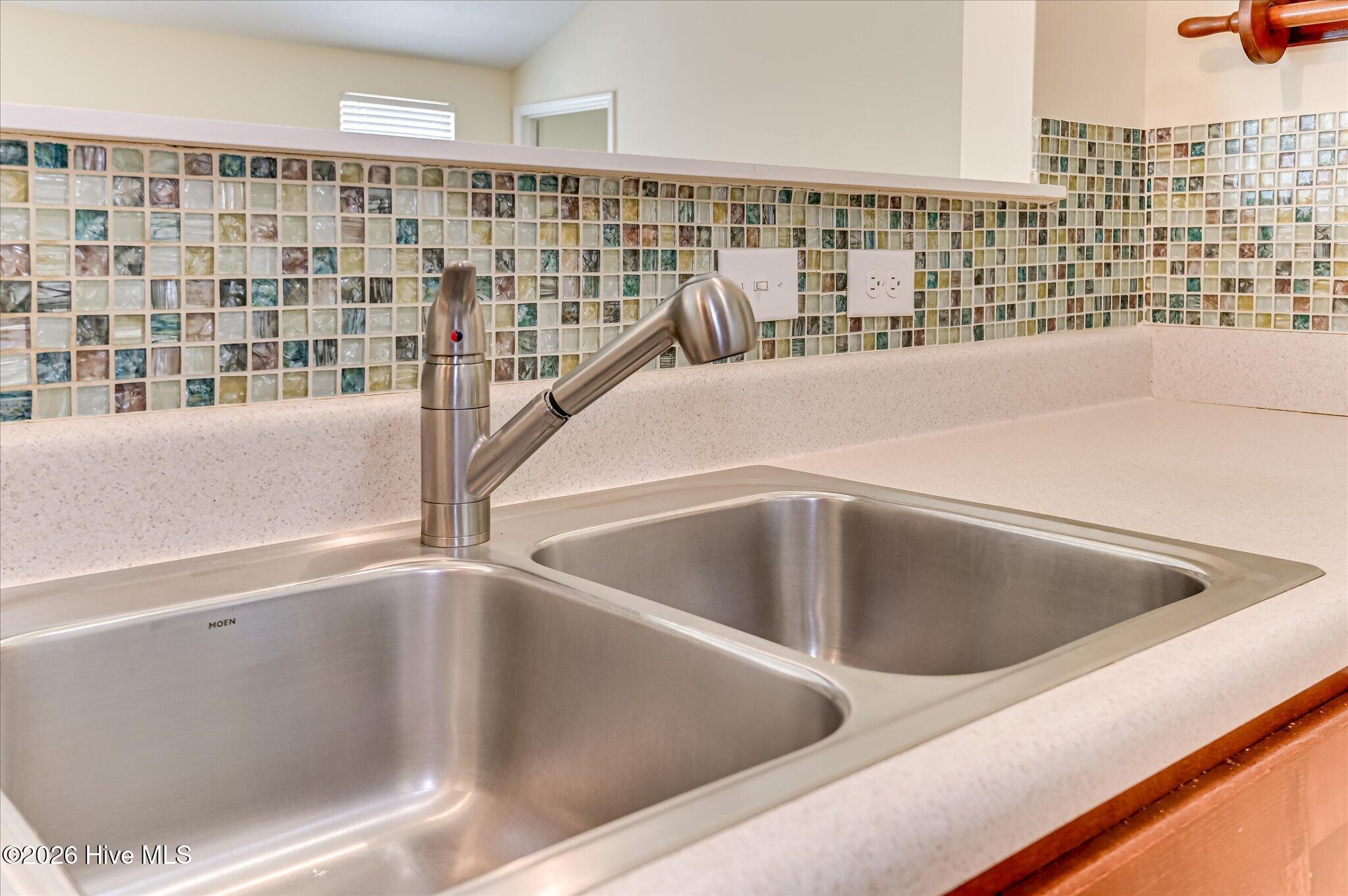 1091 Rosland Circle Property Photo 22