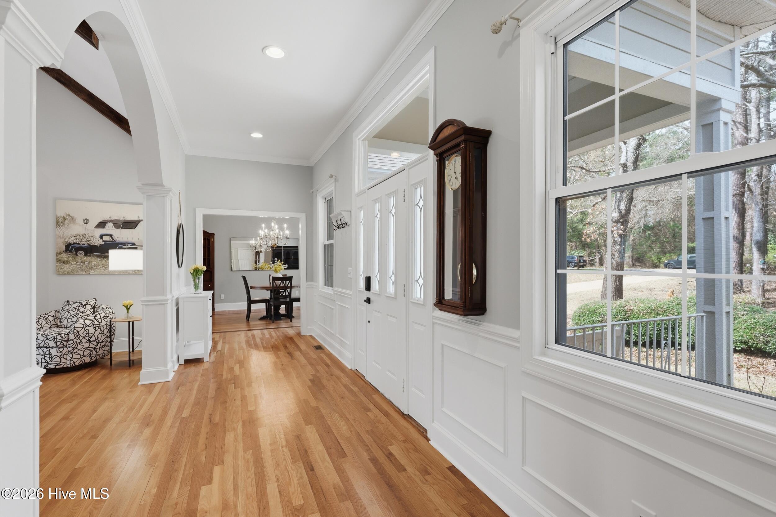 606 Ravenswood Road Property Photo 4