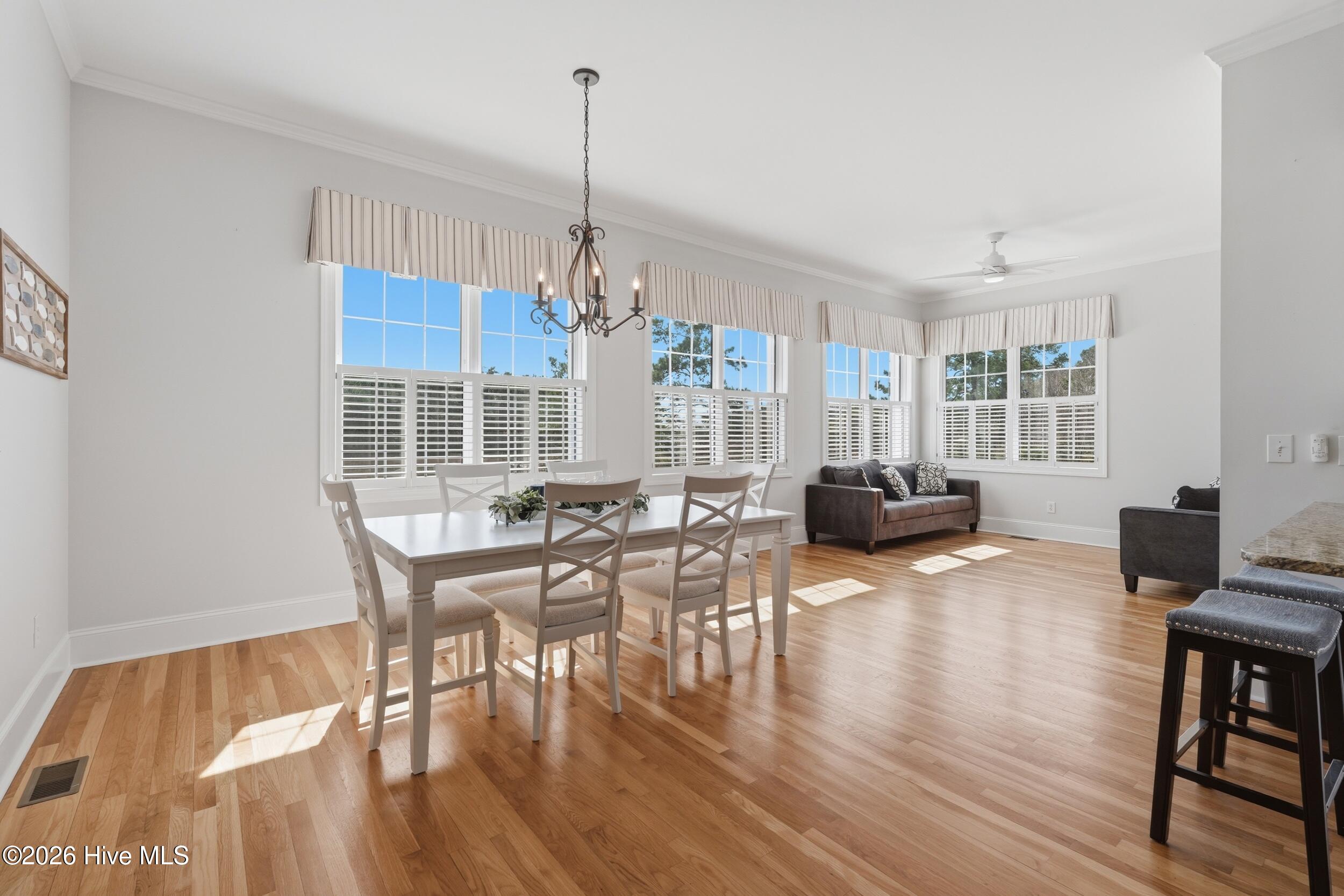 606 Ravenswood Road Property Photo 16