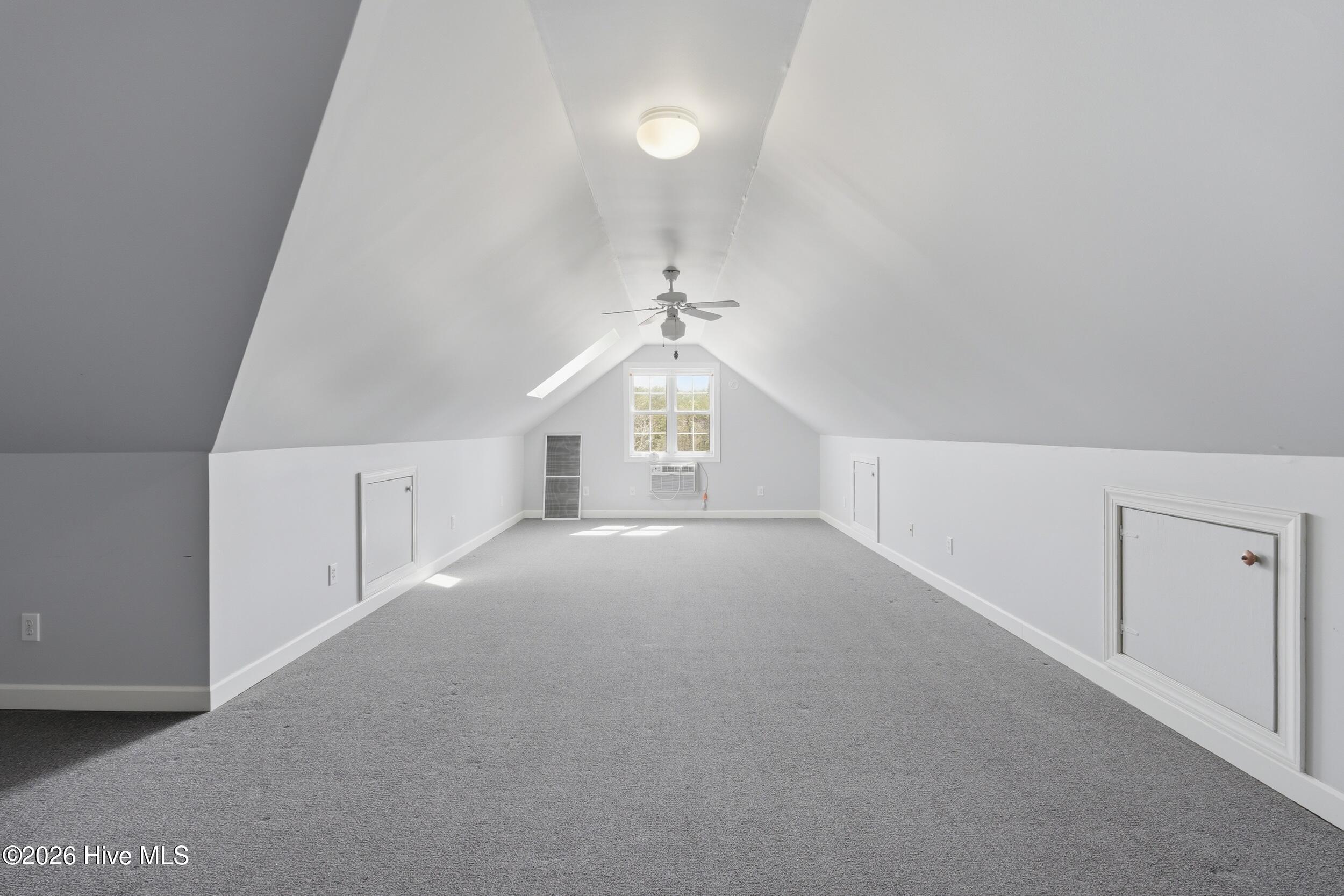 606 Ravenswood Road Property Photo 38