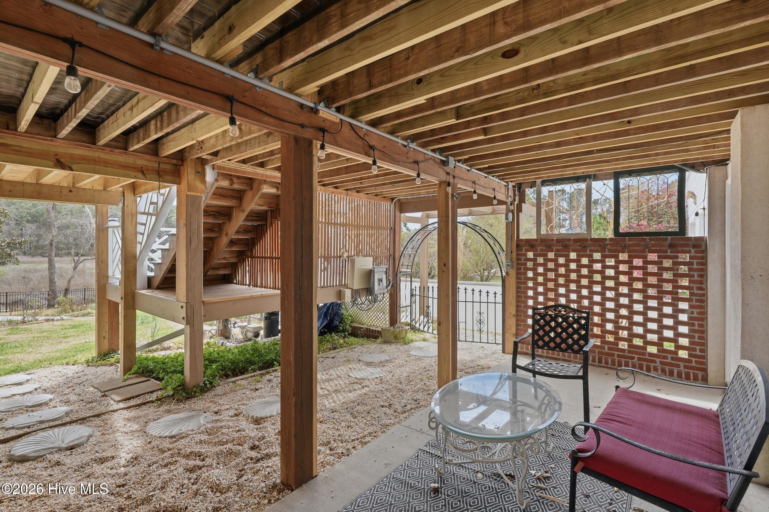 606 Ravenswood Road Property Photo 42