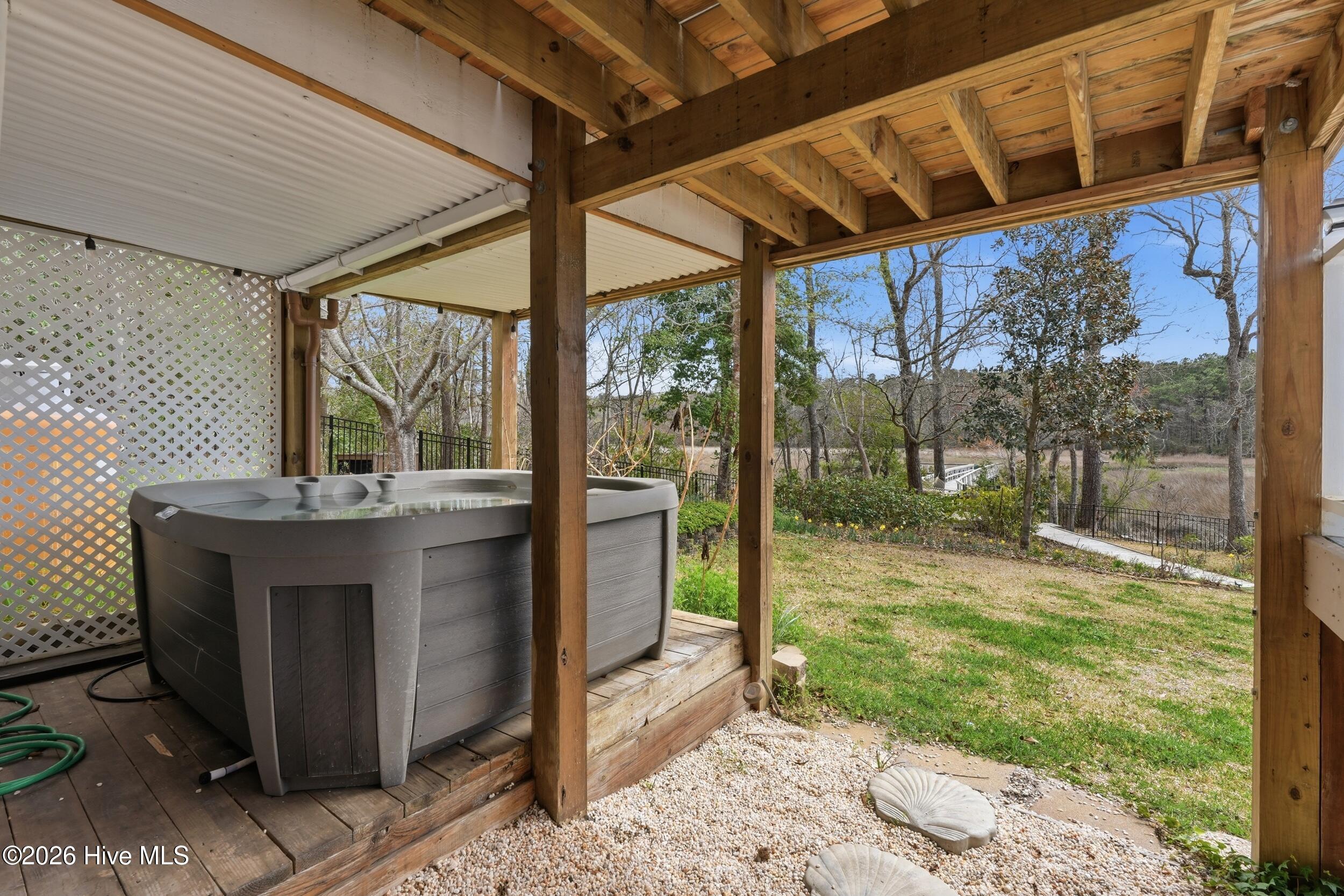 606 Ravenswood Road Property Photo 45