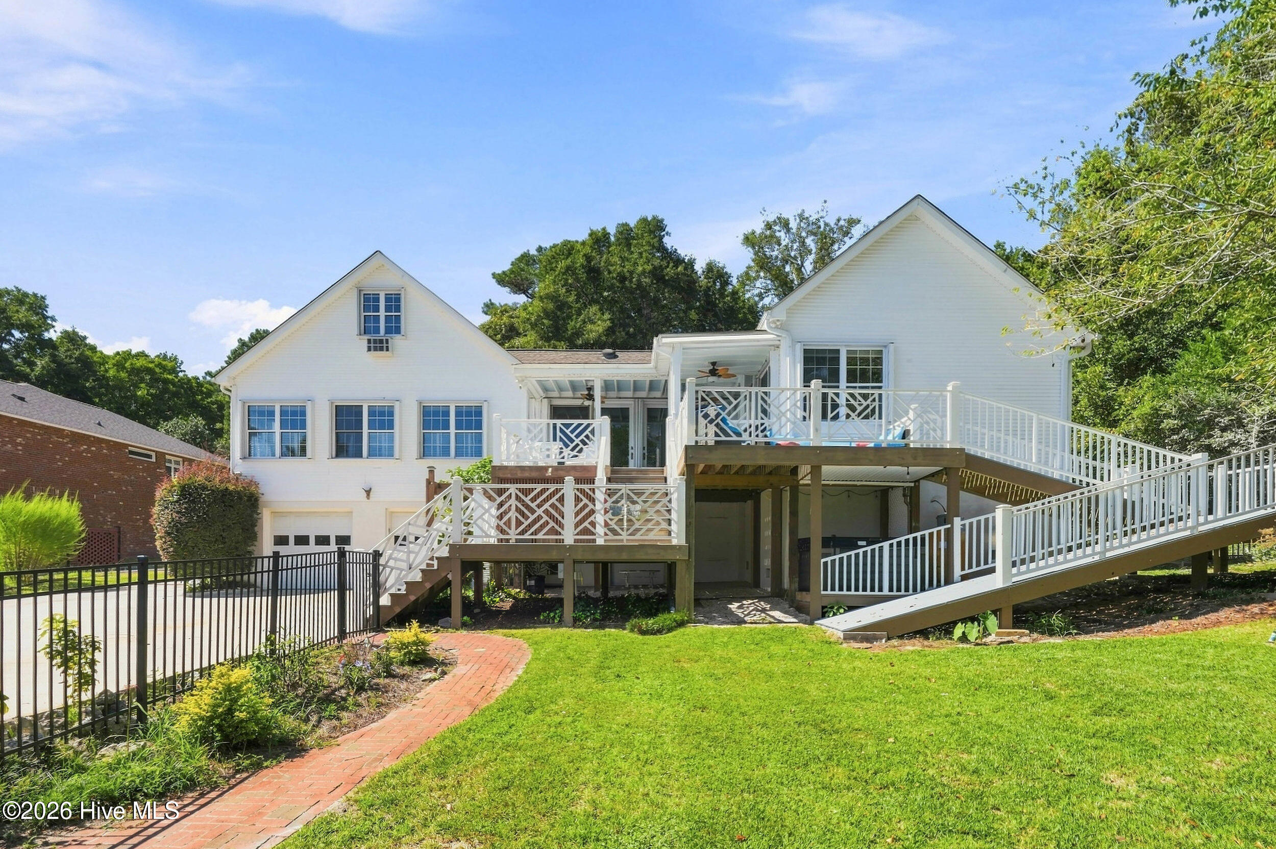 606 Ravenswood Road Property Photo 46