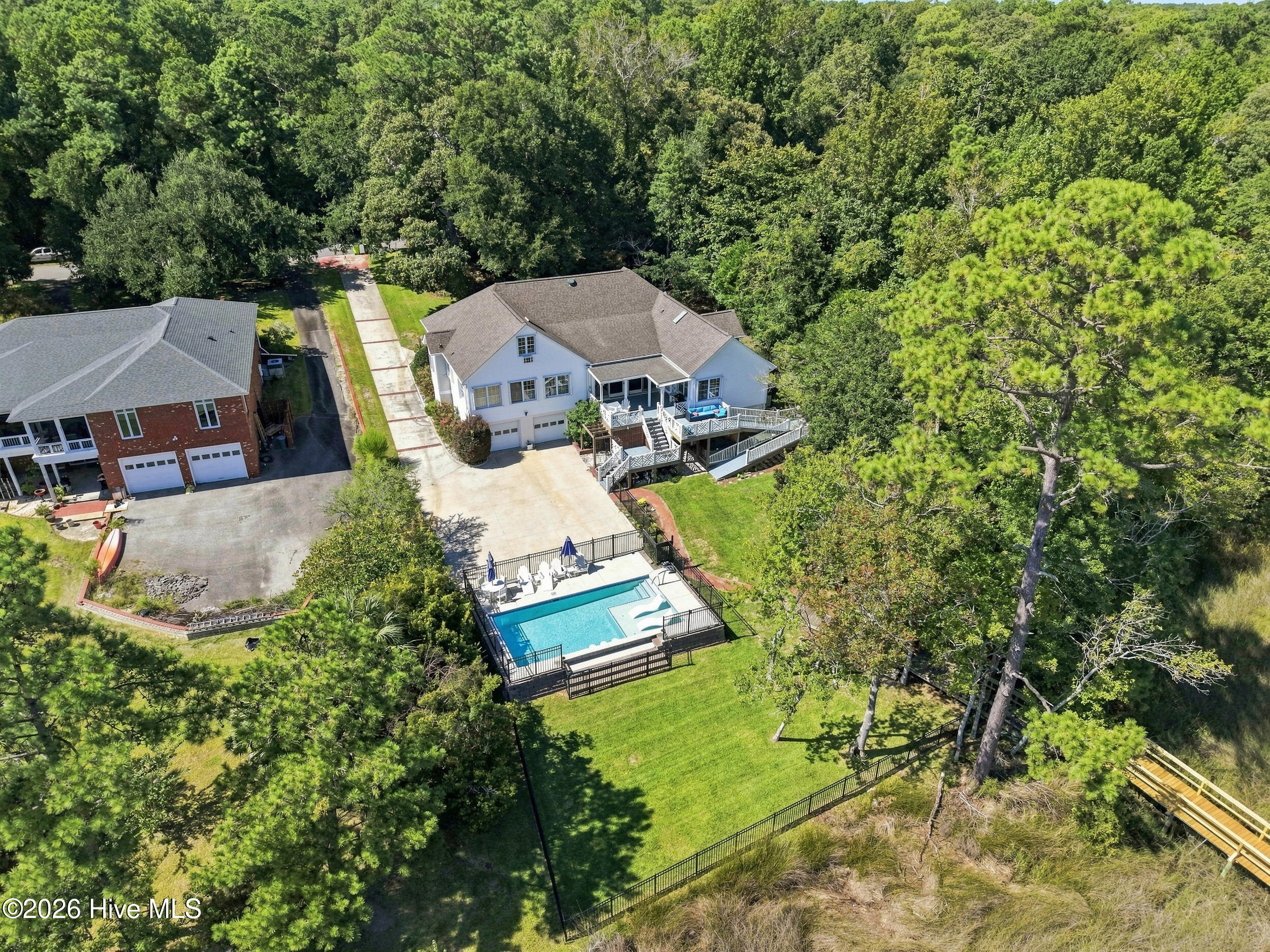 606 Ravenswood Road Property Photo 63