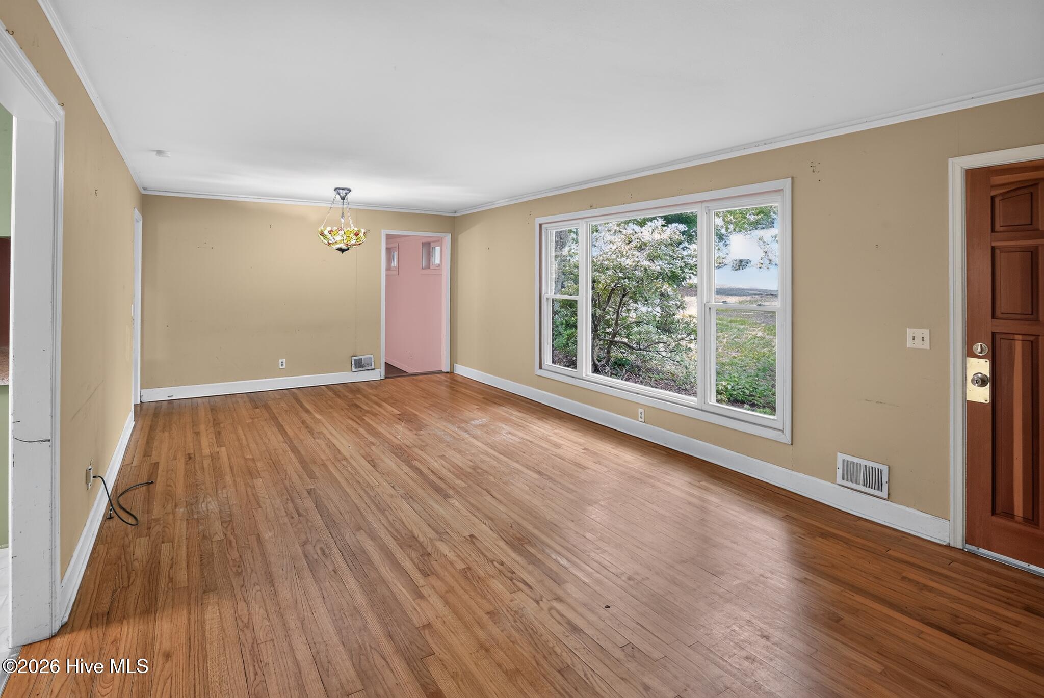 1008 Ontario Drive Property Photo 6