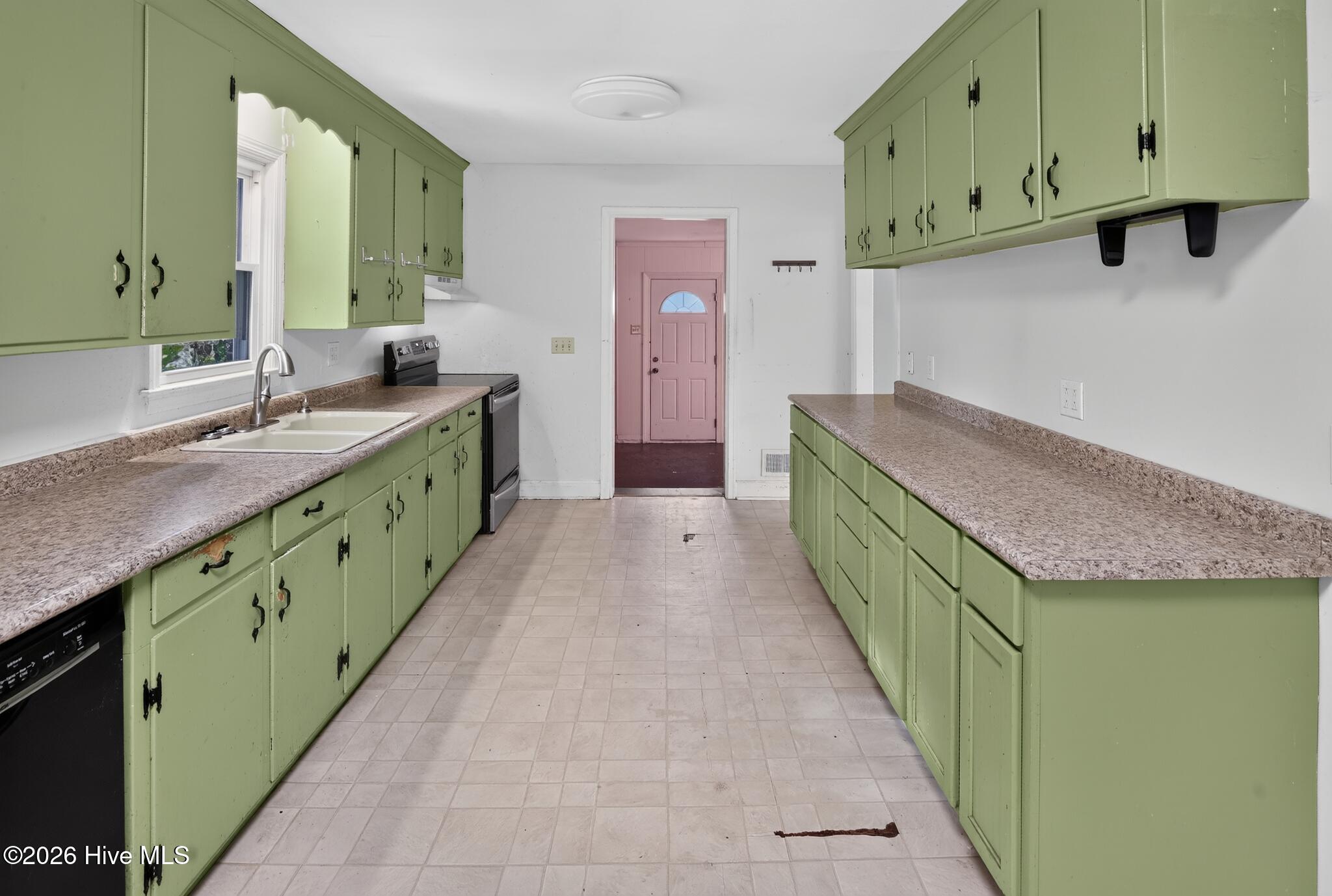 1008 Ontario Drive Property Photo 10